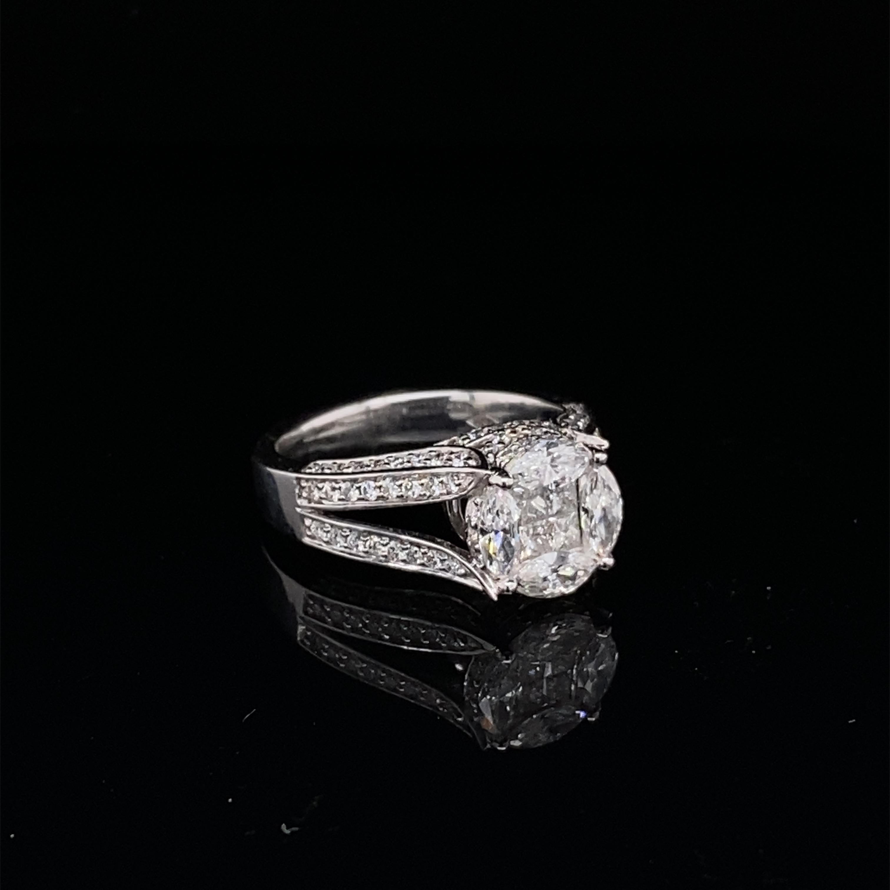 Marquise Cut 1.49 Carat Round Diamond Cluster Ring For Sale