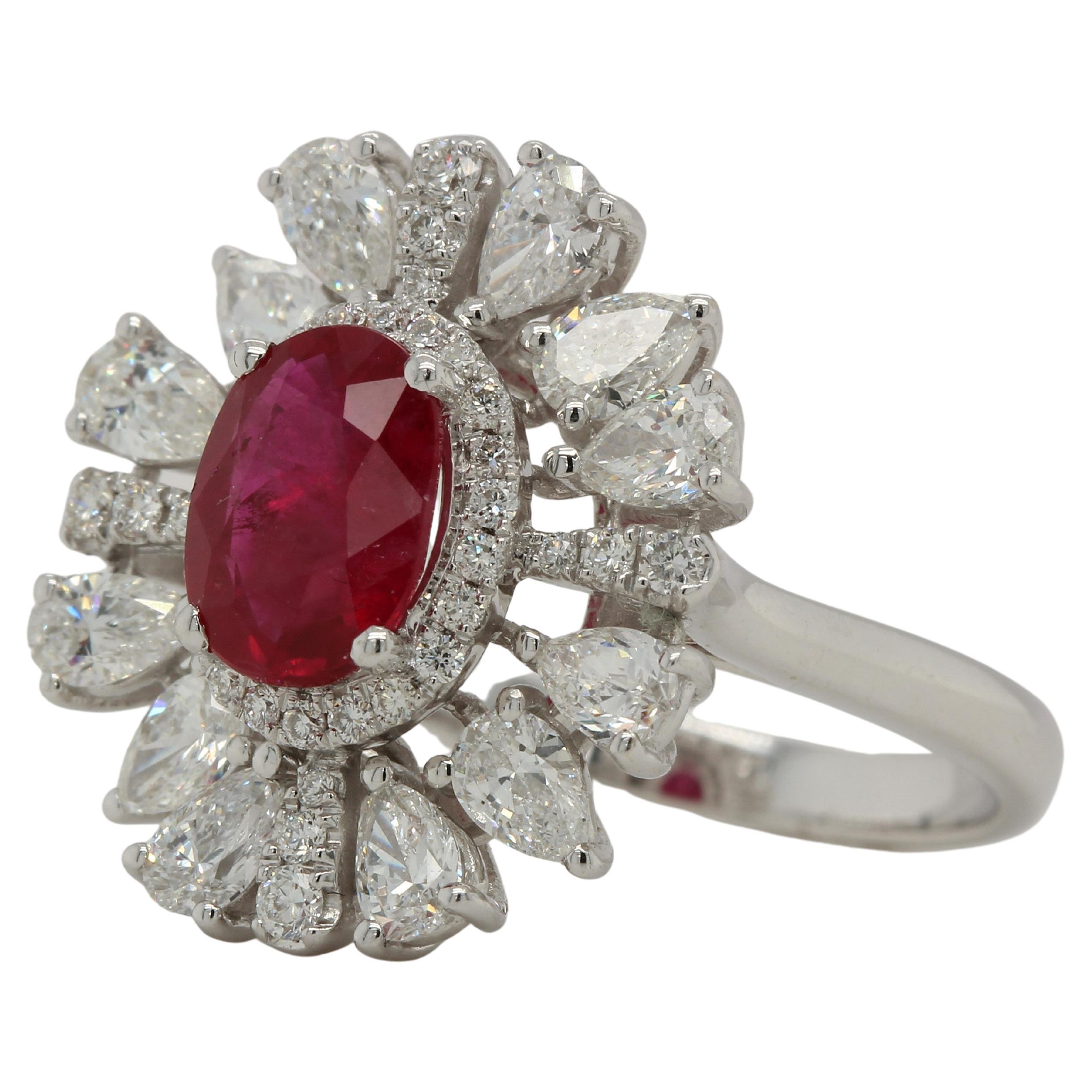 Oval Cut 1.49 Carat Ruby and Diamond Ring in 18 Karat Gold For Sale