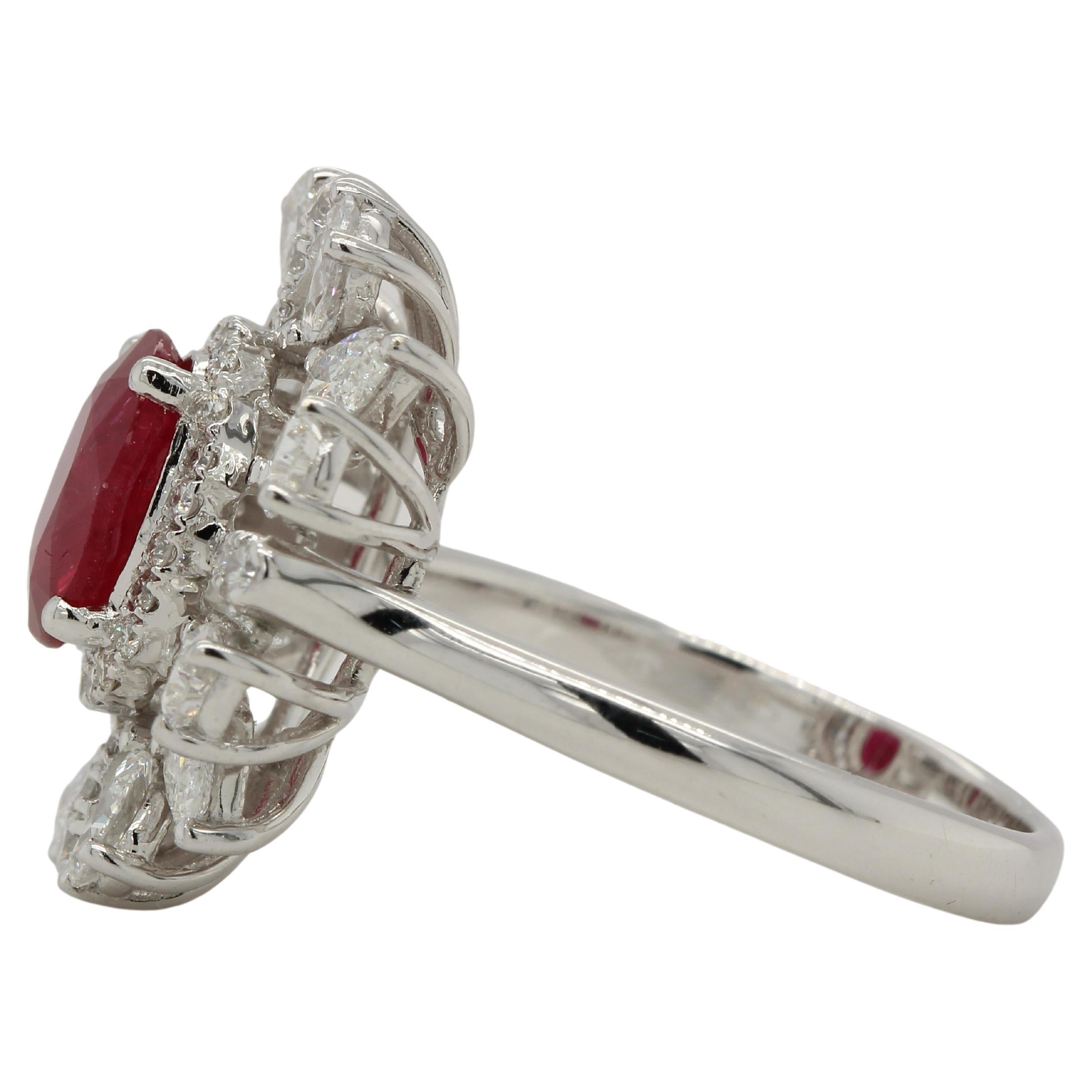 1.49 Carat Ruby and Diamond Ring in 18 Karat Gold In New Condition For Sale In Bangkok, 10