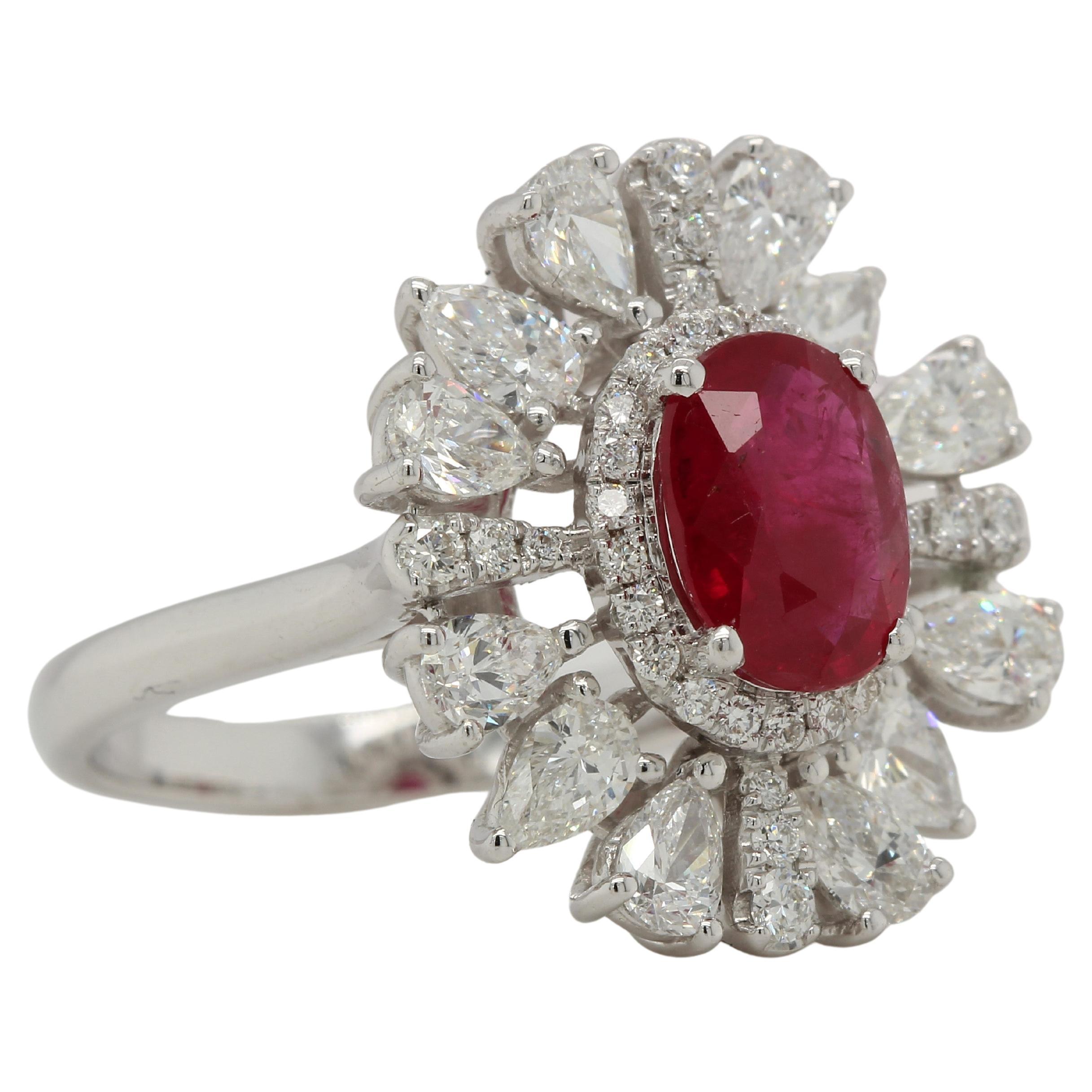 1.49 Carat Ruby and Diamond Ring in 18 Karat Gold For Sale 1