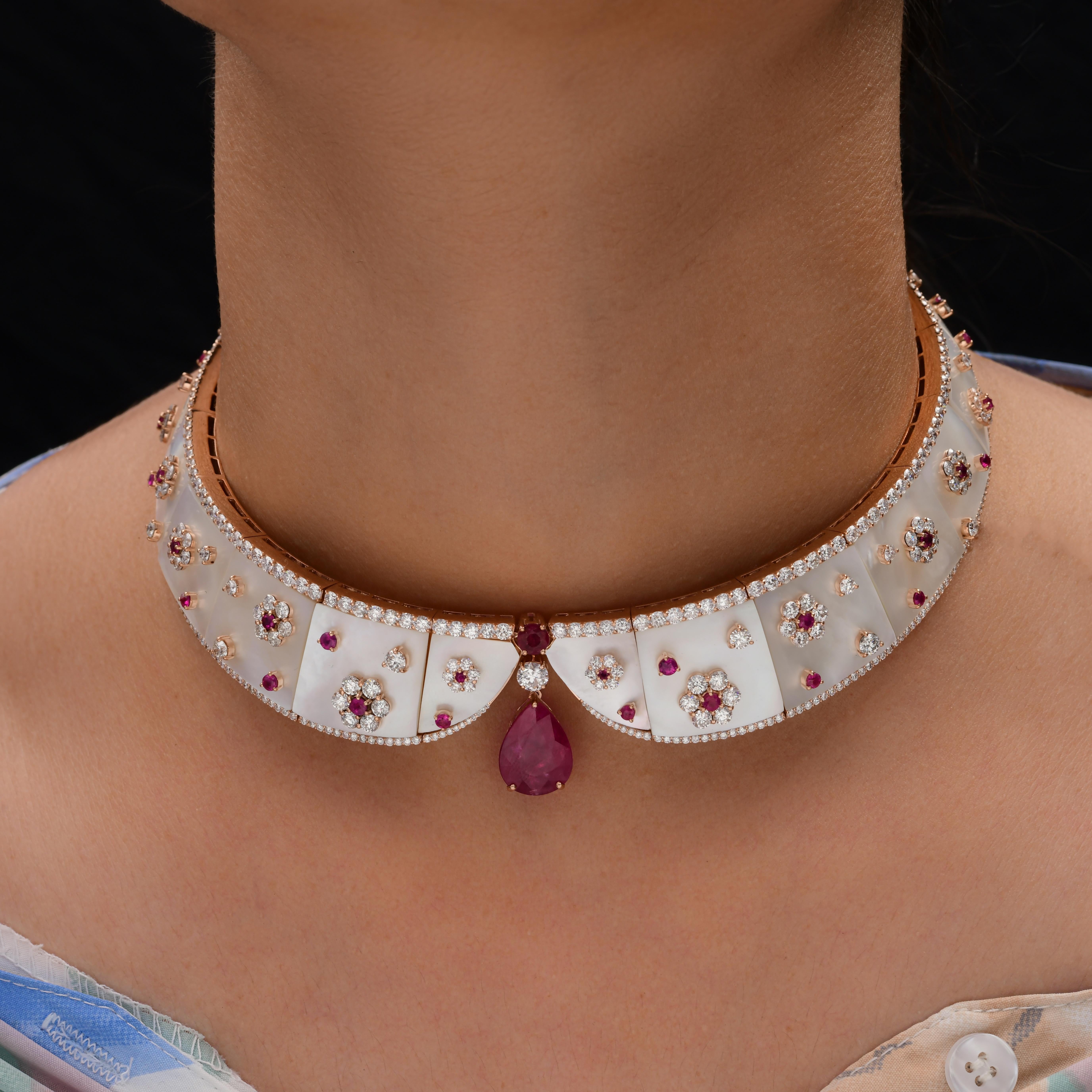 Pear Cut 149 Carat Ruby Mother of Pearl Choker Necklace 15.69 Carat Diamond 18k Rose Gold For Sale
