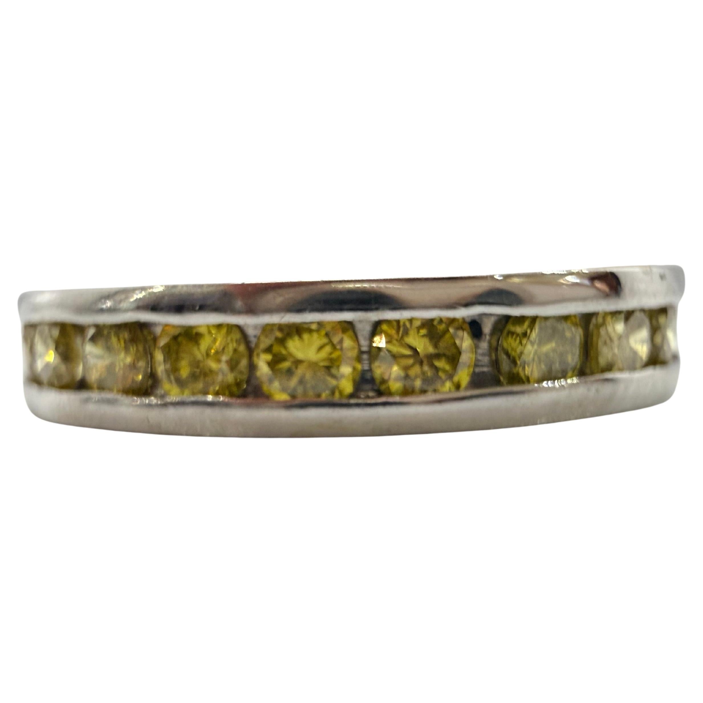 1.49 carats Bague diamant jaune fantaisie taille 6.5 or 14KT