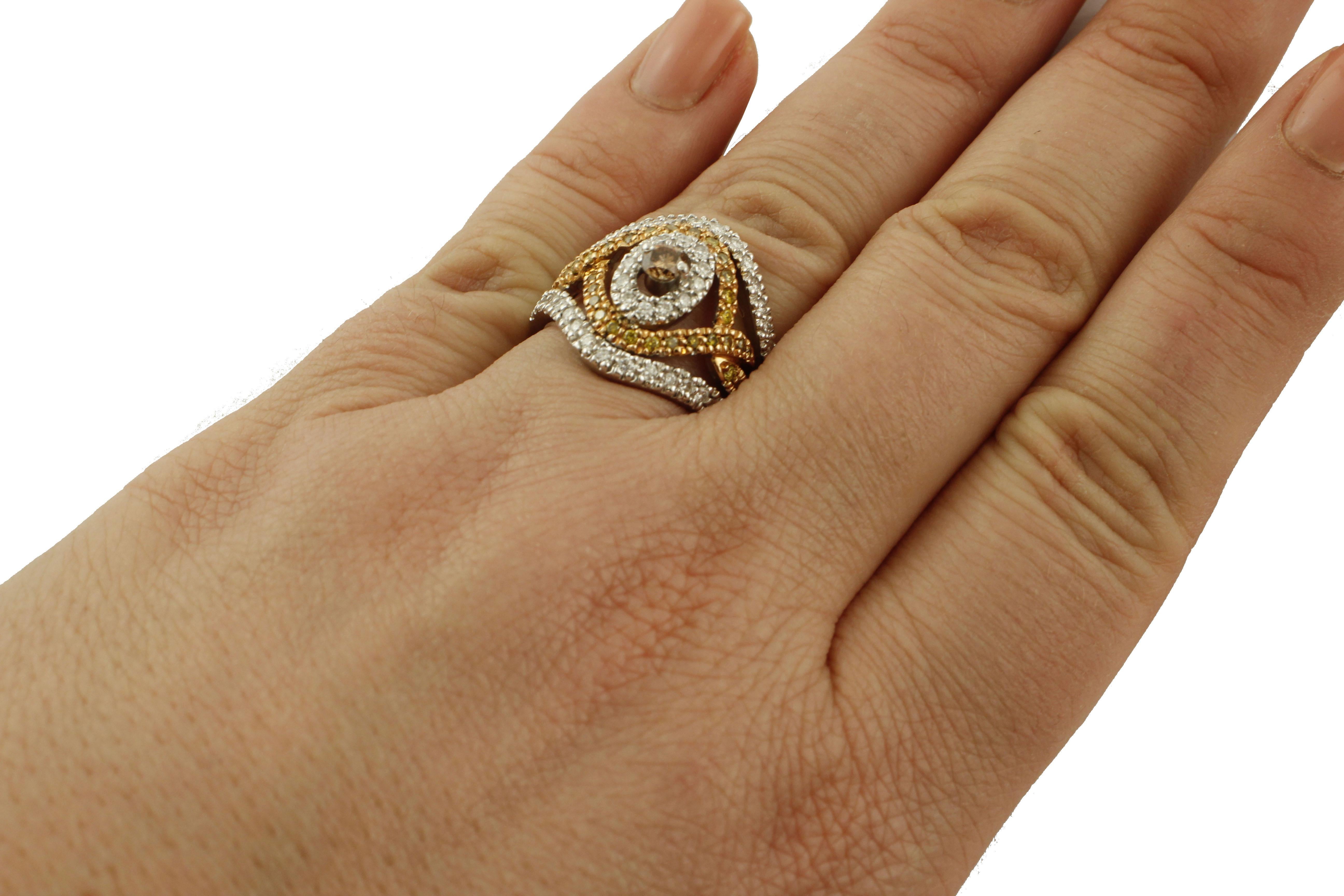 1.49 Carat White and Brown Fancy Diamonds 18 Karat White and Rose Gold Band Ring For Sale 2
