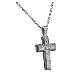 Collier croix en or blanc avec diamant naturel de 14,90 carats