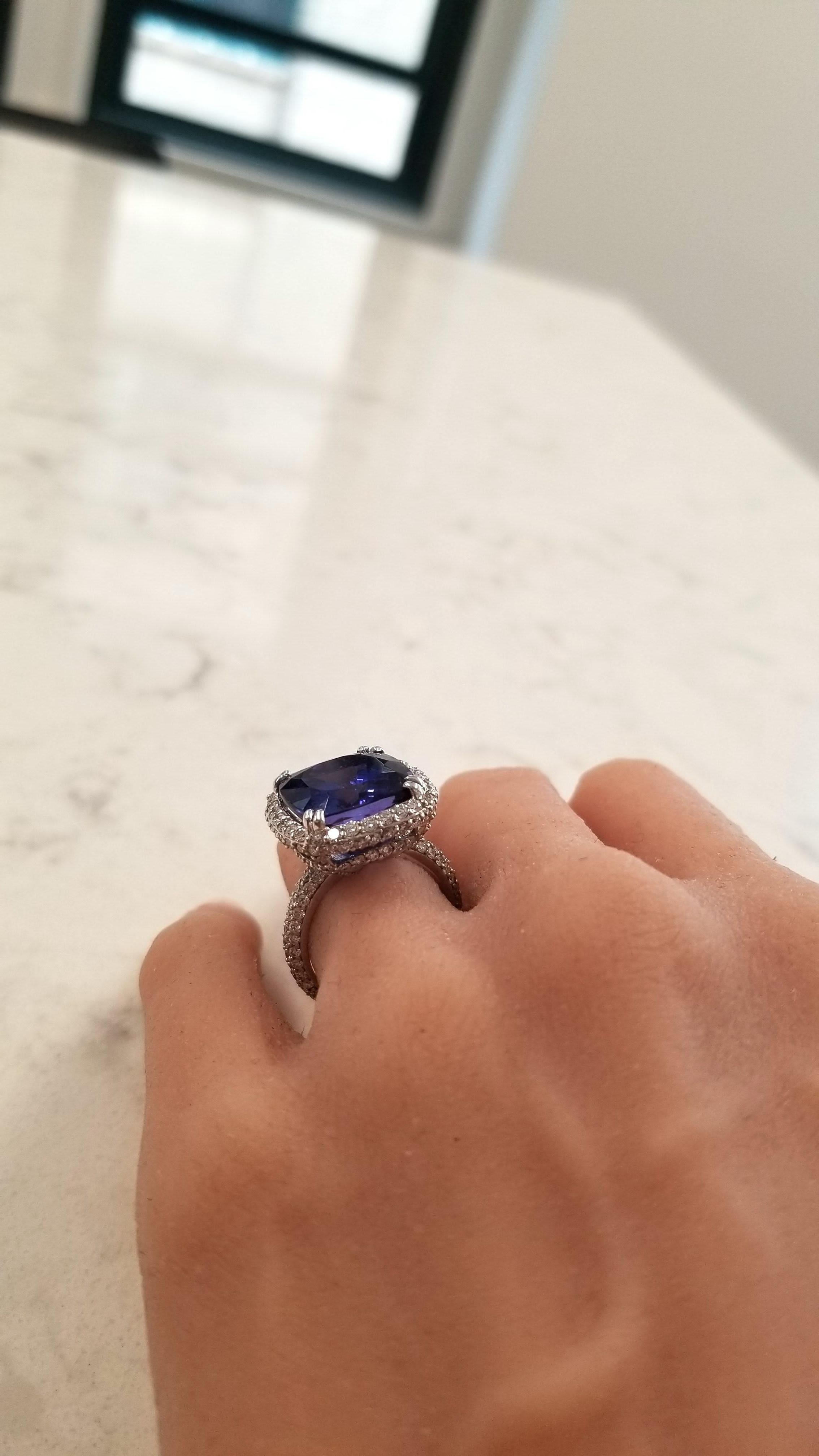 14.93 Carat Cushion Cut Tanzanite And Diamond Cocktail Ring In 18 K White Gold In New Condition In Chicago, IL