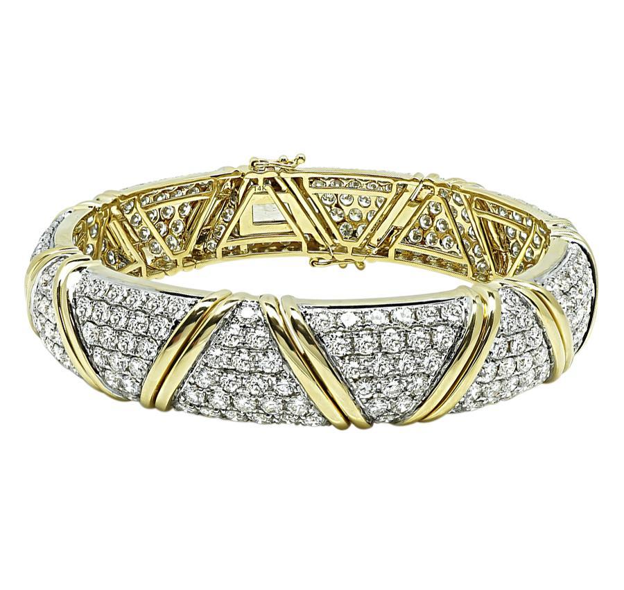 Taille ronde 14.93ct Diamond Two Tone Gold Bangle (bracelet en or bicolore) en vente