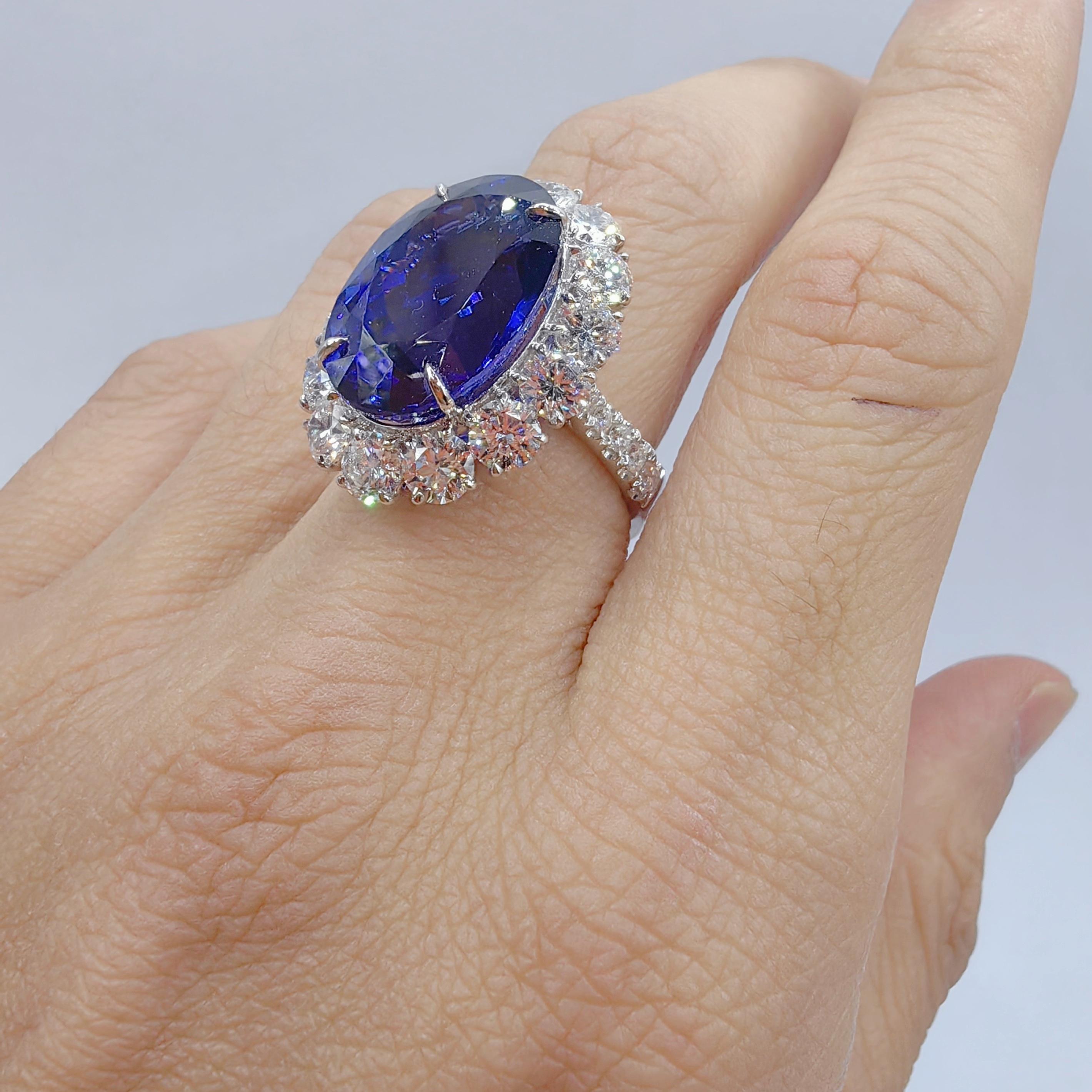 14.93ct Tanzanite taille ovale 3.6ct Diamant GIA Halo or blanc 18K Bague de cocktail Pour femmes en vente