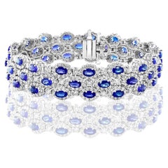 Bracelet à 3 rangs en or blanc 14 carats avec saphirs bleus de taille ovale de 14,95 carats et diamants