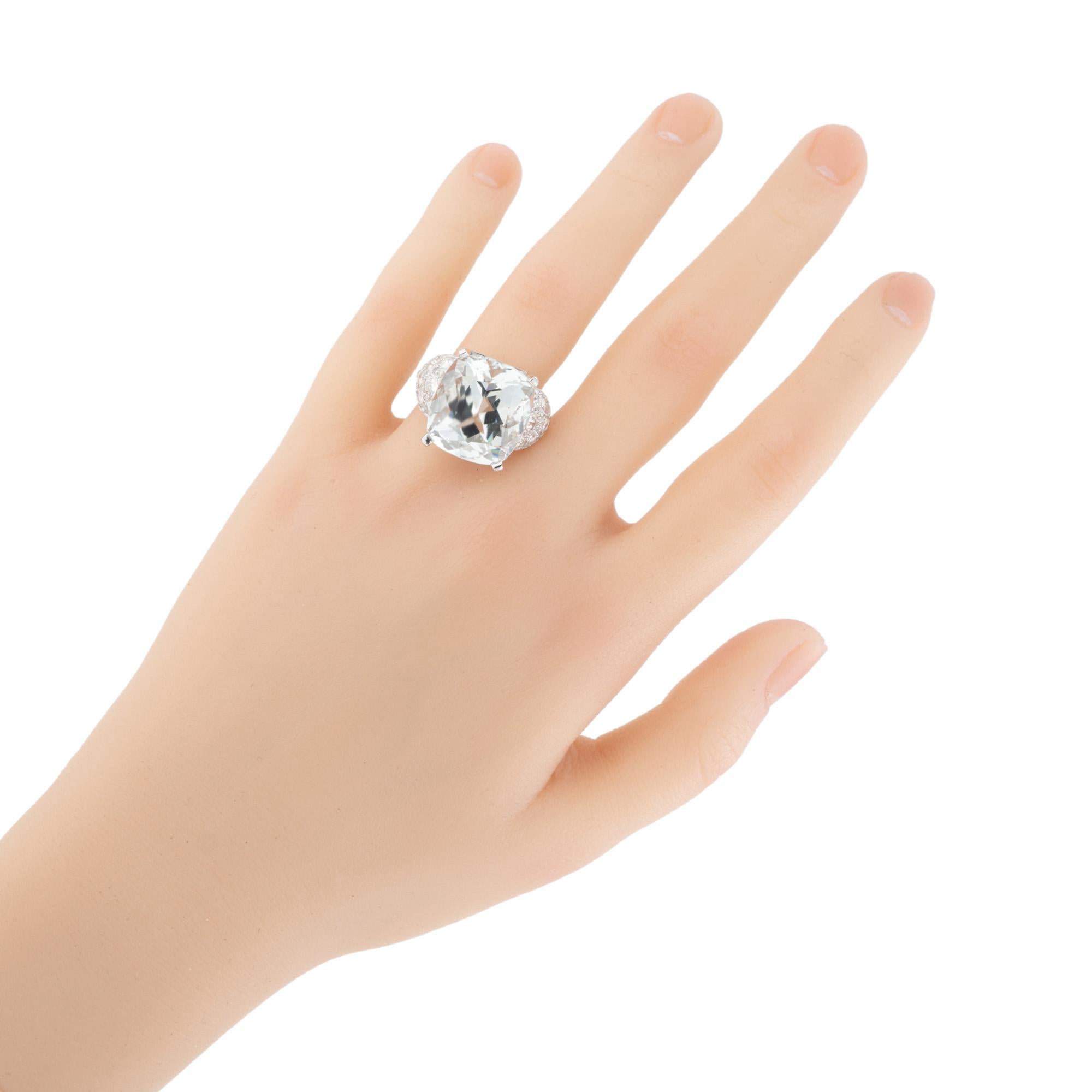 Bague de fiançailles en platine avec diamant bleu clair aigue-marine de 14,98 carats en vente 1