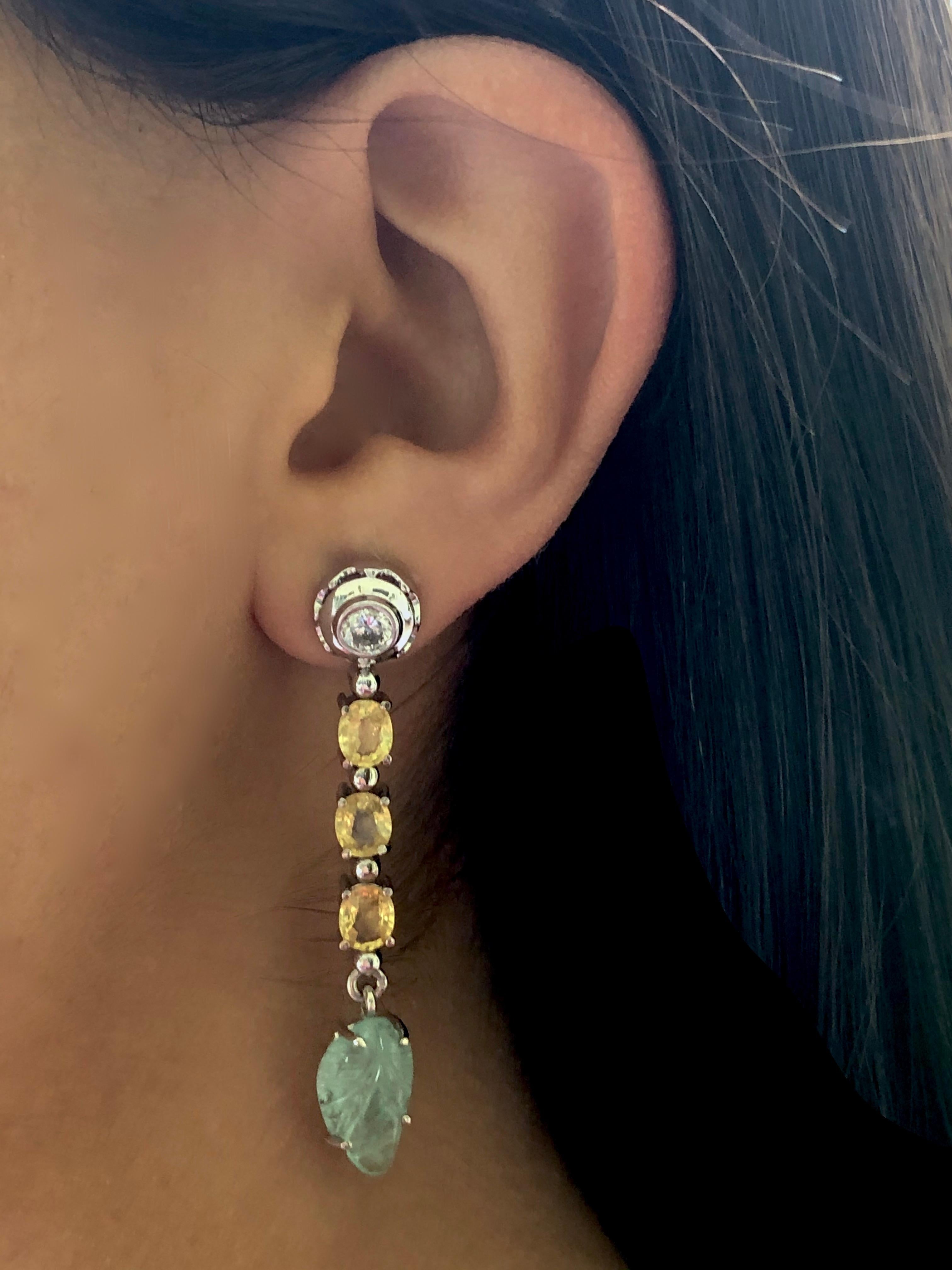 14.98 Carats Sapphire Emerald and Diamond Drop 18 Karat Gold Earrings For Sale 9