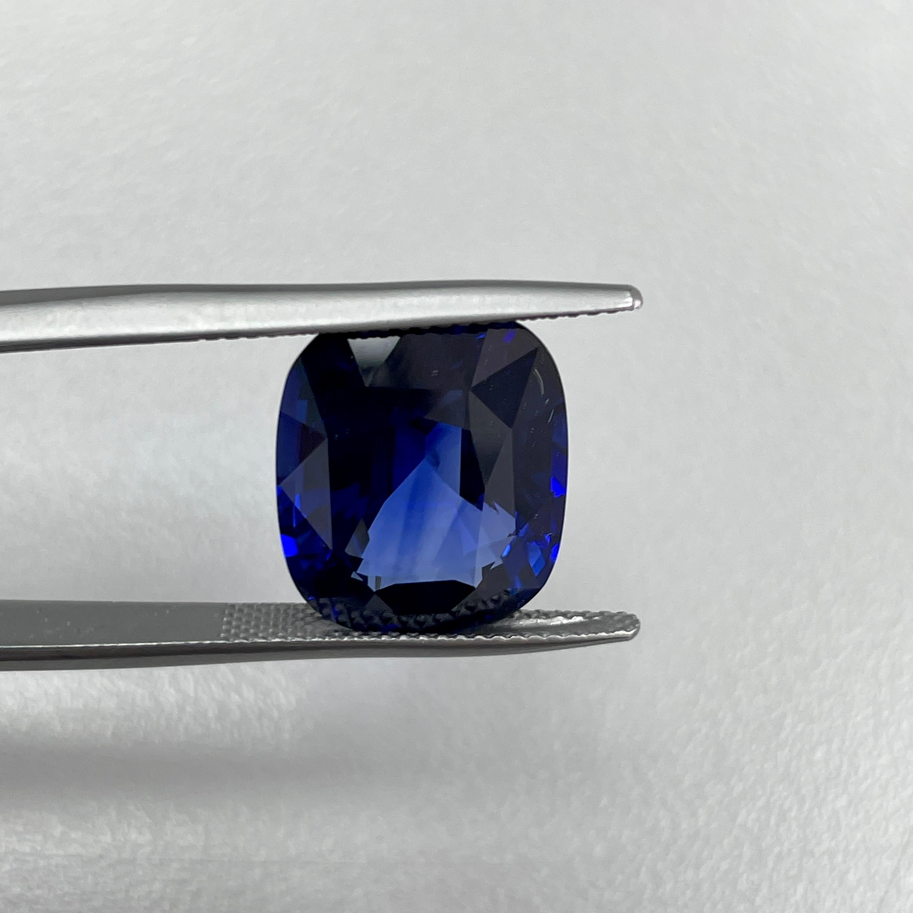 14.98Ct Ceylon Blue Sapphire In New Condition For Sale In New York, NY