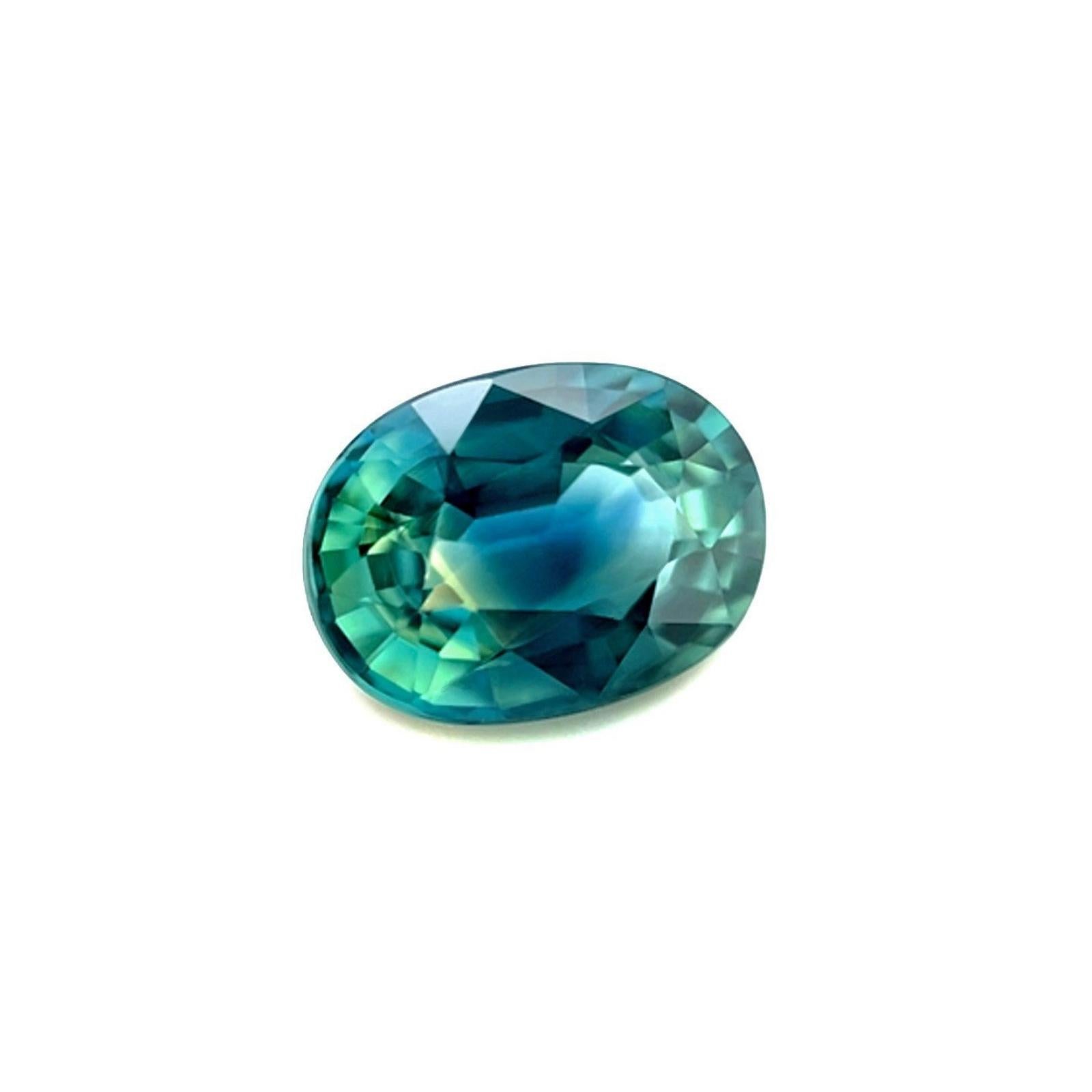 1,49 ct Zafiro Bicolor Gra Certificado Talla Oval Verde Azul VVS Gema Sin Tratar

Gema de zafiro bicolor verde vivo azul certificada por la GRA.
Zafiro de 1,49 quilates con un bello y vivo efecto bicolor verde-azul. Piedra única.
Totalmente
