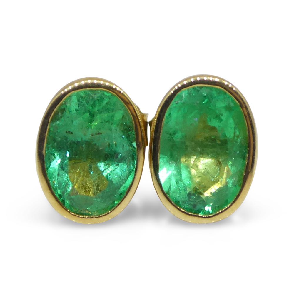 1.49ct Colombian Emerald Stud Earrings set in 18k Yellow Gold For Sale 6