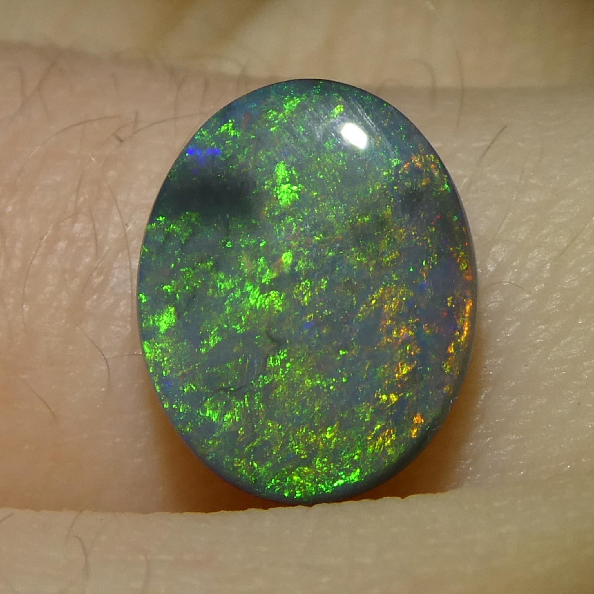 1.49 Karat ovaler grauer Opal im Cabochon-Schliff aus Australien im Angebot 8