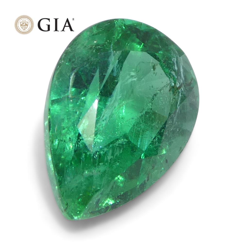 1.49ct Pear Green Emerald GIA Certified Zambia (F1) For Sale 1