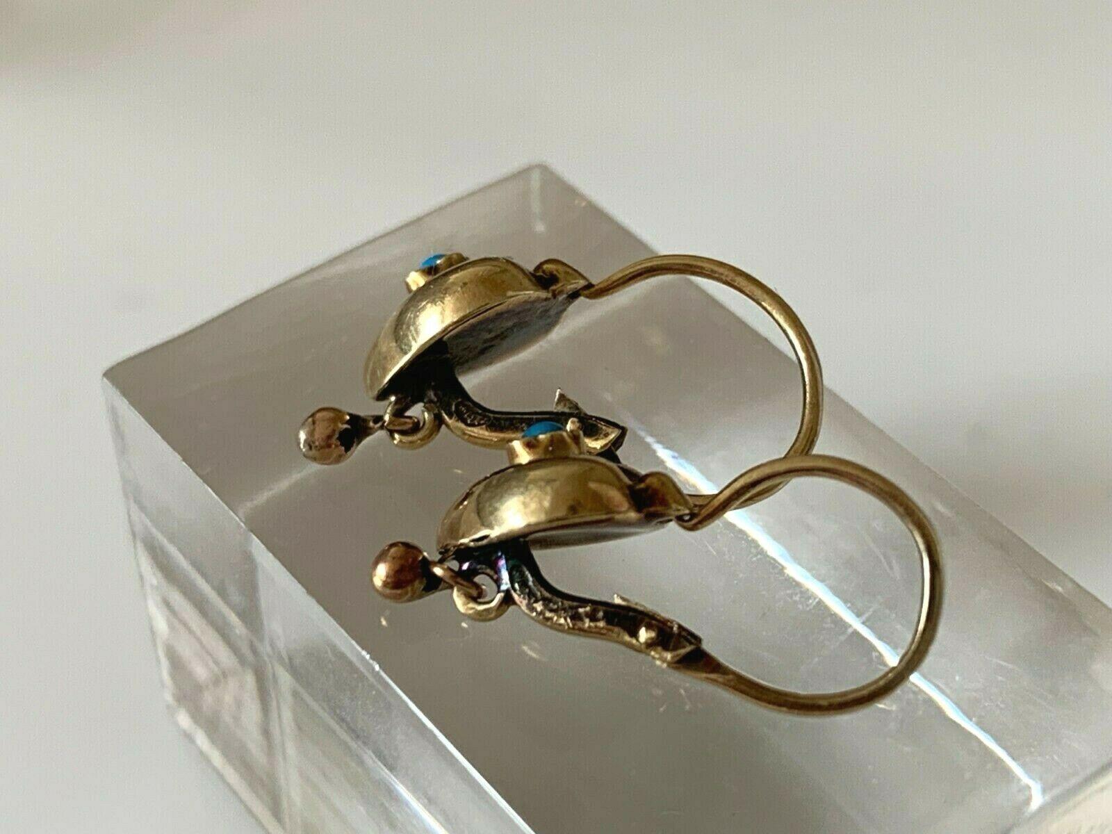 585 gold earrings