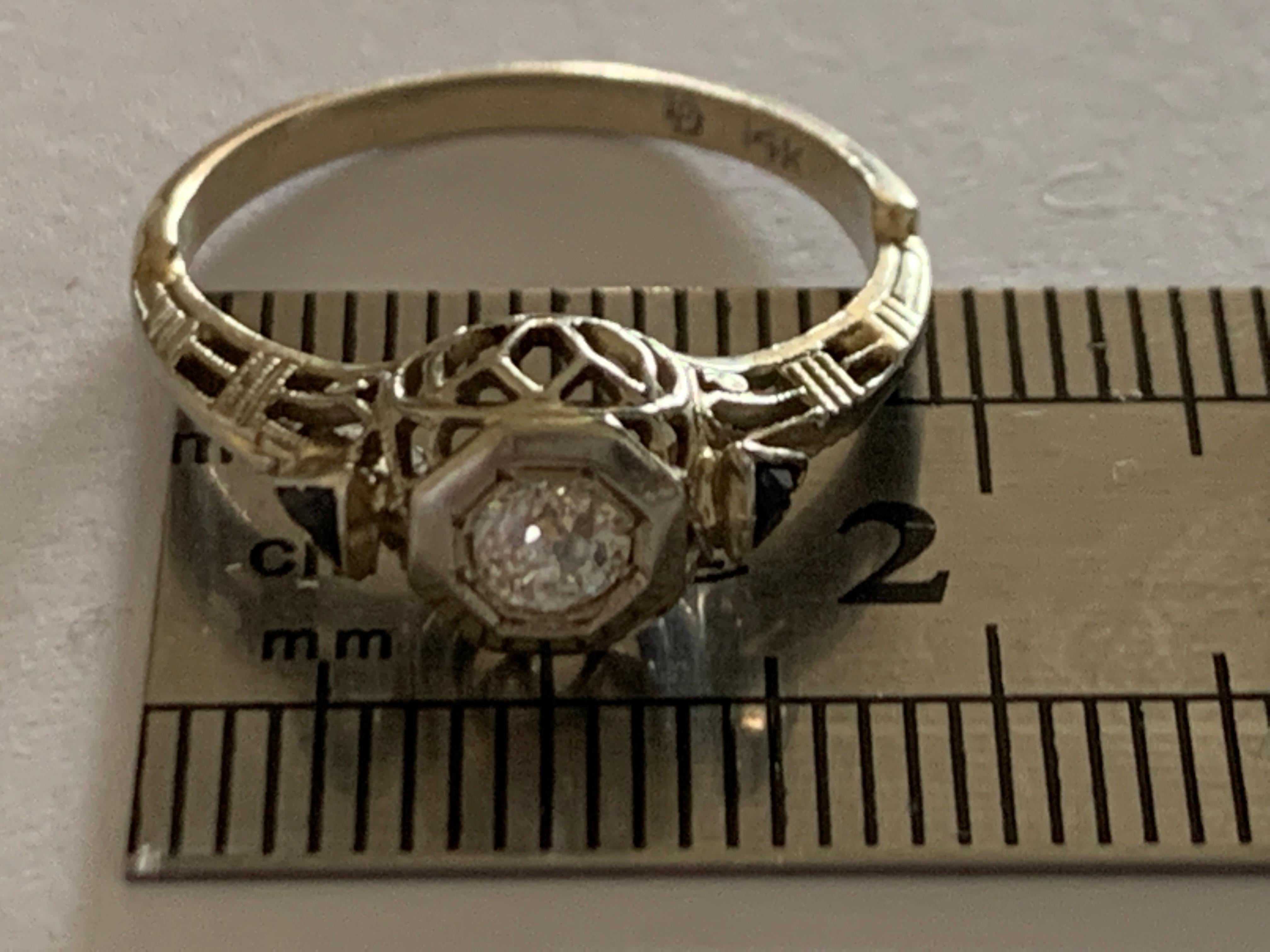 14ct 585 White Gold 0.25 Carat Diamond Ring For Sale 3