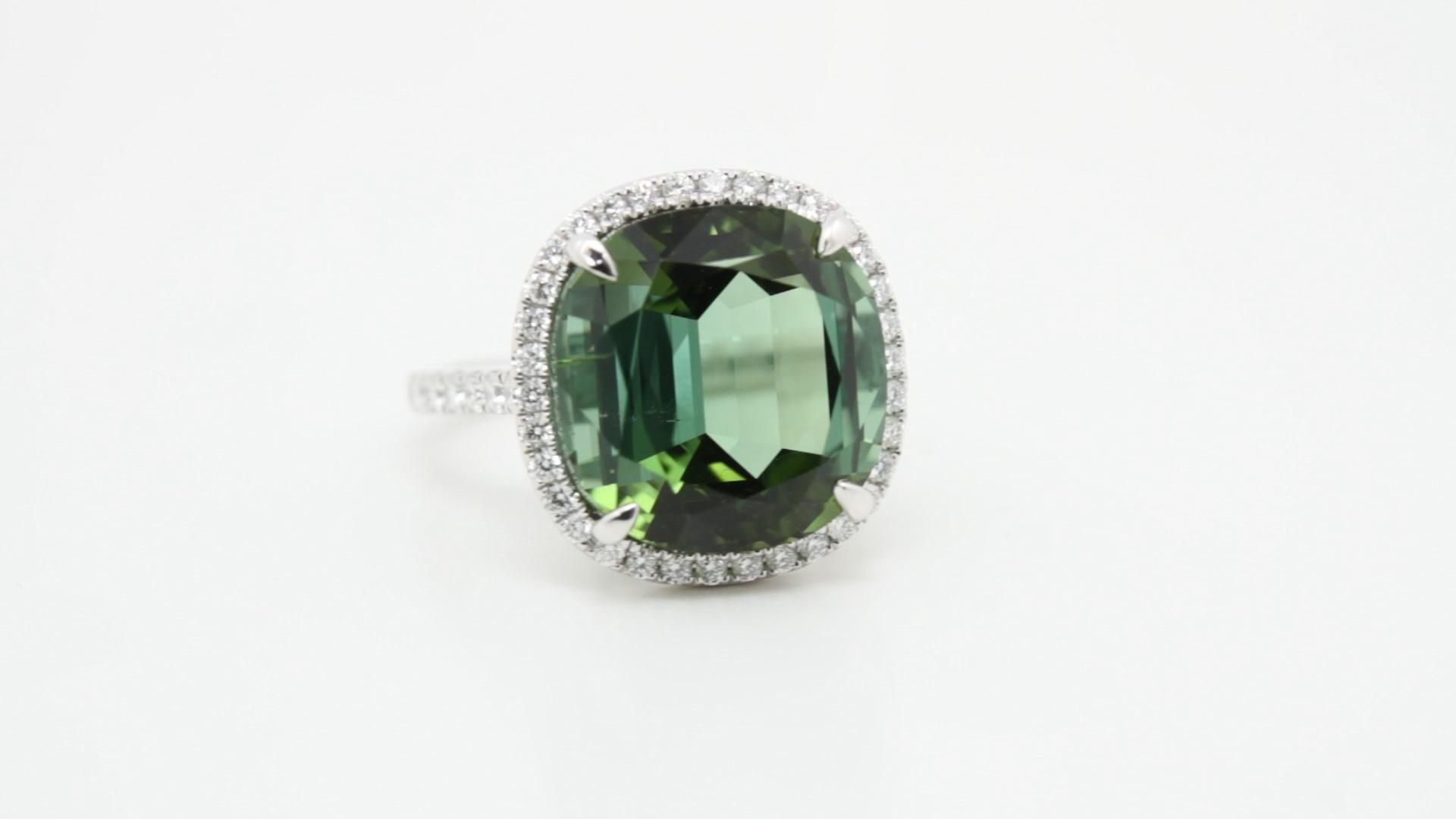 14ct Afghan Tourmaline & Diamond Cocktail Ring in 18K White Gold In New Condition For Sale In Hong Kong, HK