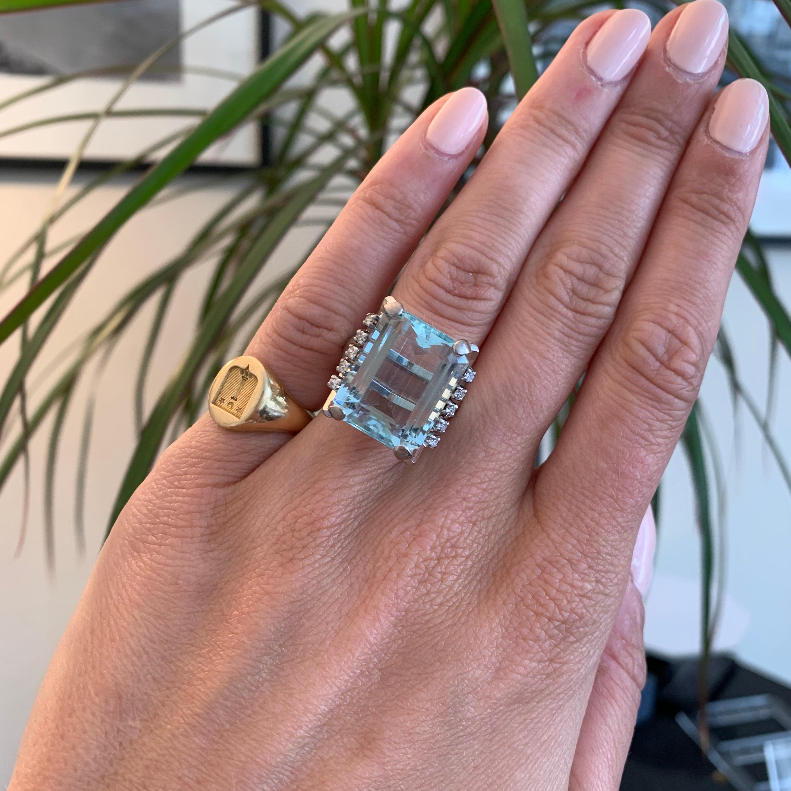 14 Carat Aquamarine Diamonds White Gold Cocktail Fashion Ring 3