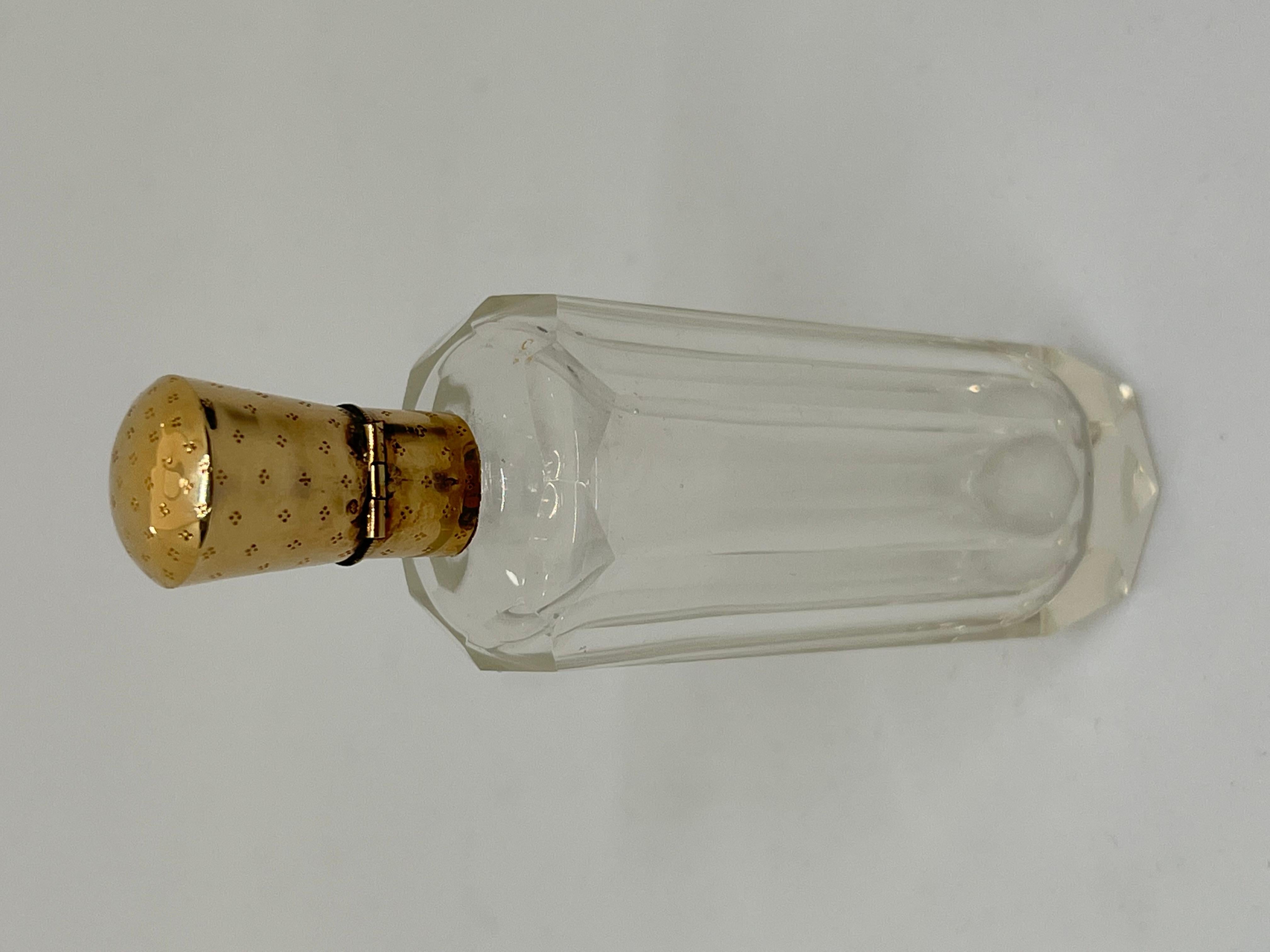 14ct Gold and Glass Scent Bottle, Dutch, Mid-Nineteenth Century In Good Condition In London, GB