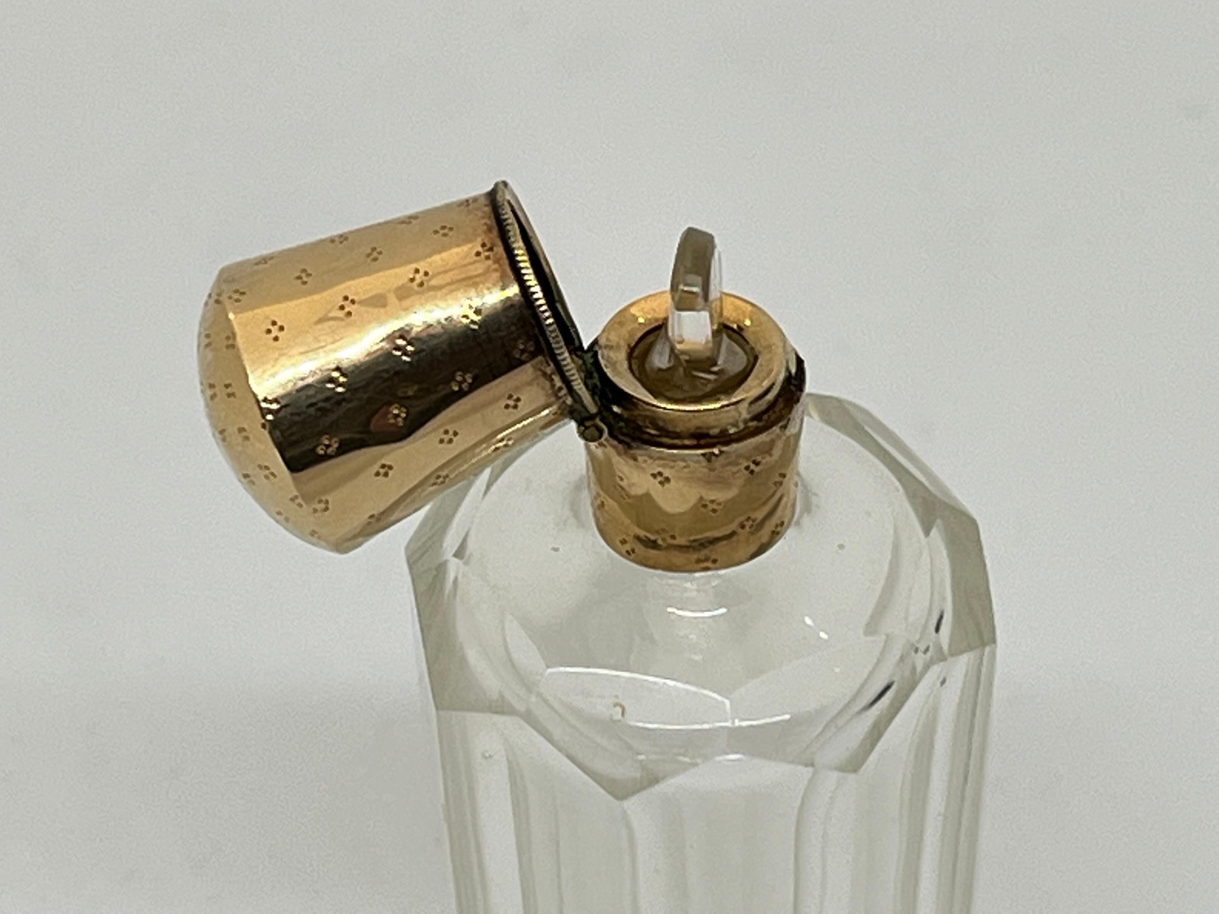 14ct Gold and Glass Scent Bottle, Dutch, Mid-Nineteenth Century 1