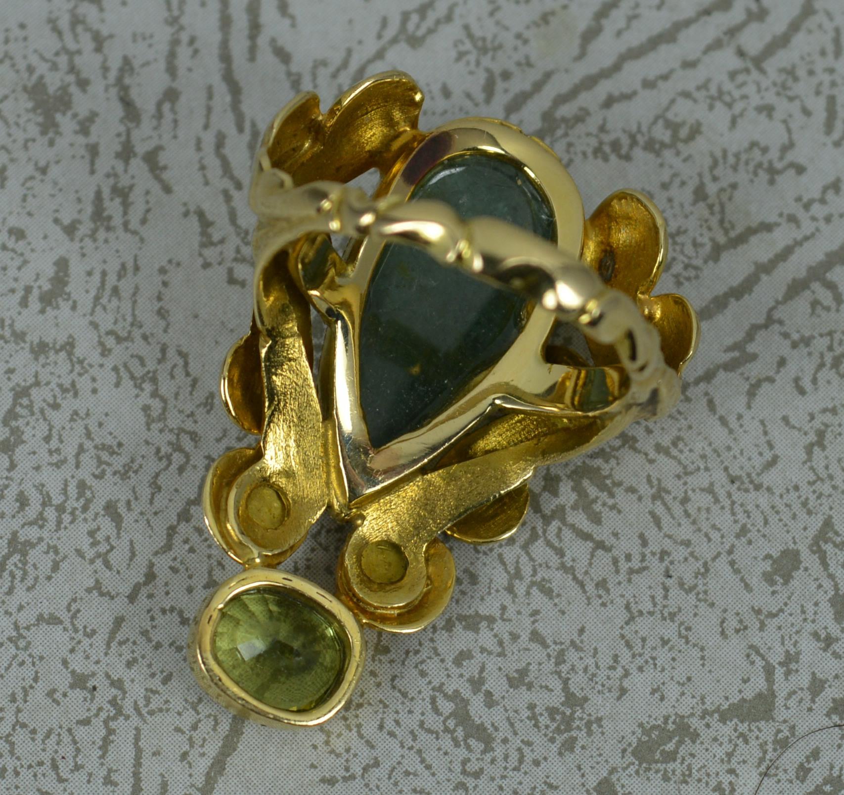 14ct Gold Green Tourmaline Cabochon and Peridot Floral Ring 4