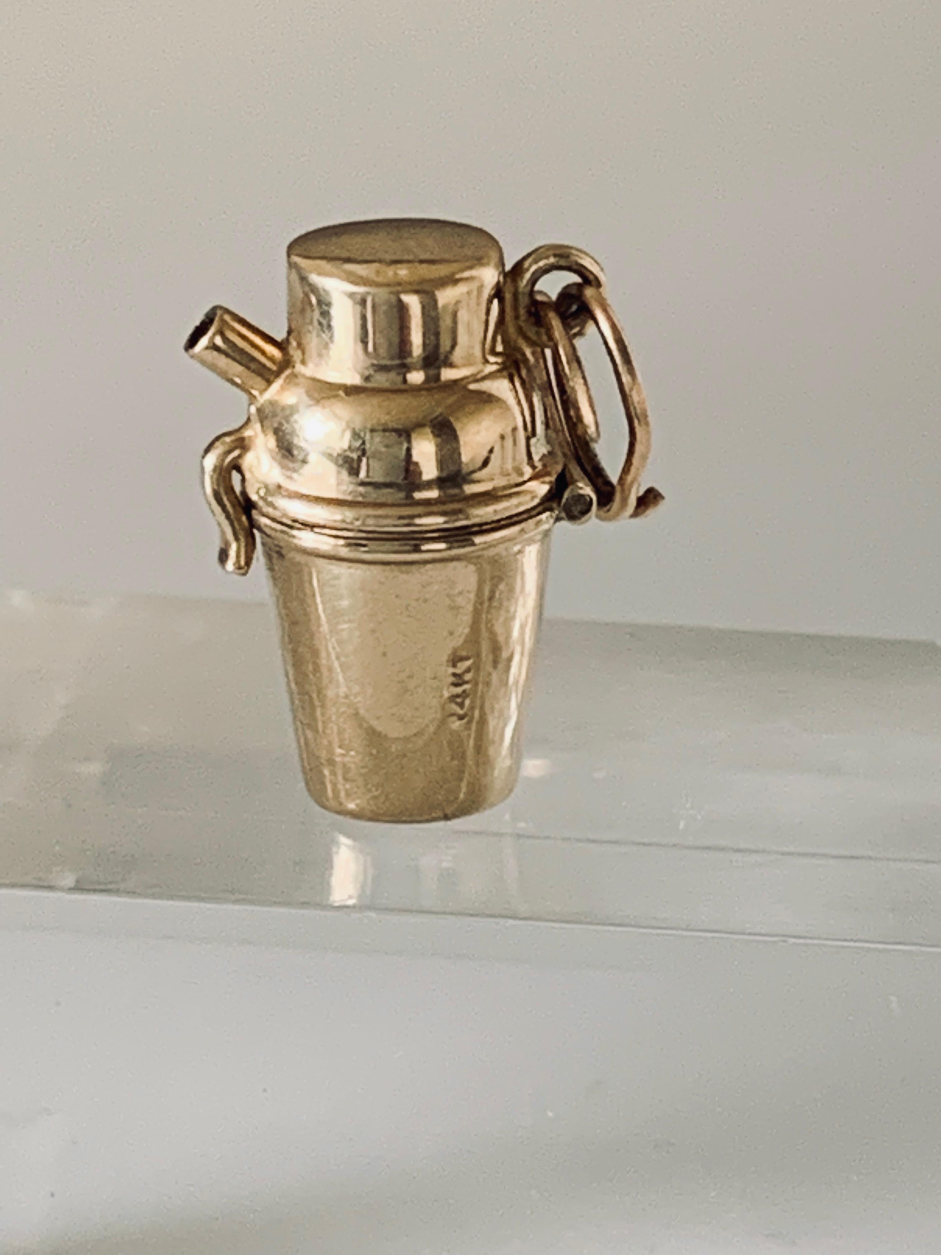Women's or Men's 14ct Gold Pop Up Devil Cocktail Shaker Vintage Charm