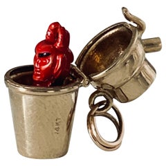 14ct Gold Pop Up Devil Cocktail Shaker Vintage Charme