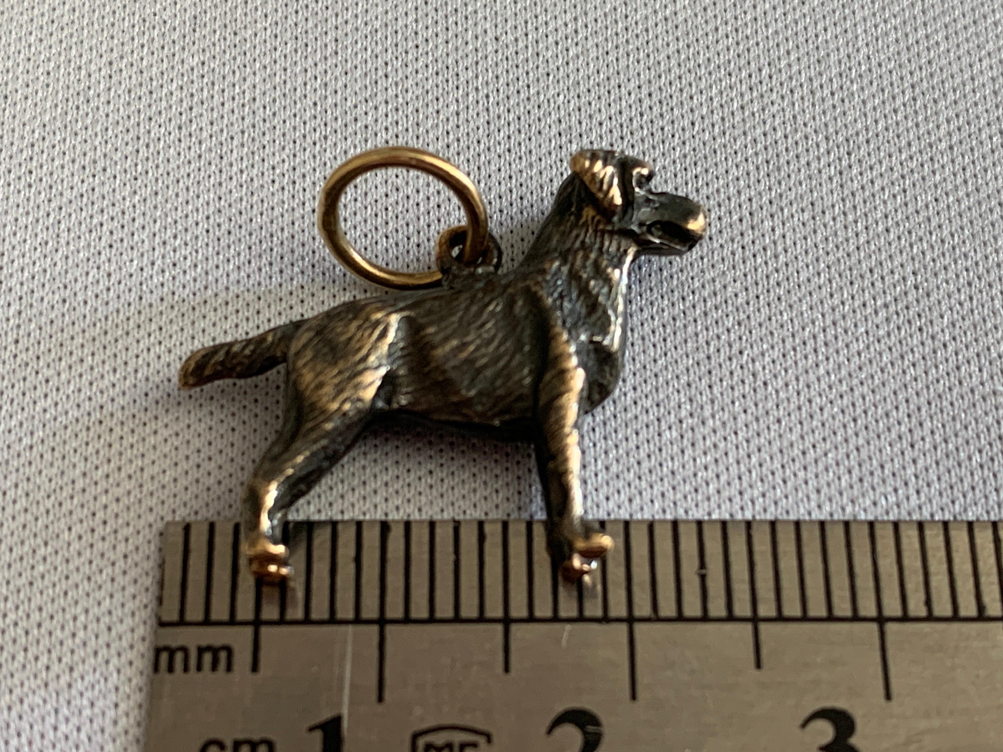 14ct Gold Retriever dog Pendant In Good Condition For Sale In London, GB