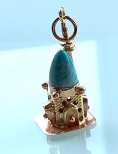 14ct Gold Temple Charm with Turquoise Stone