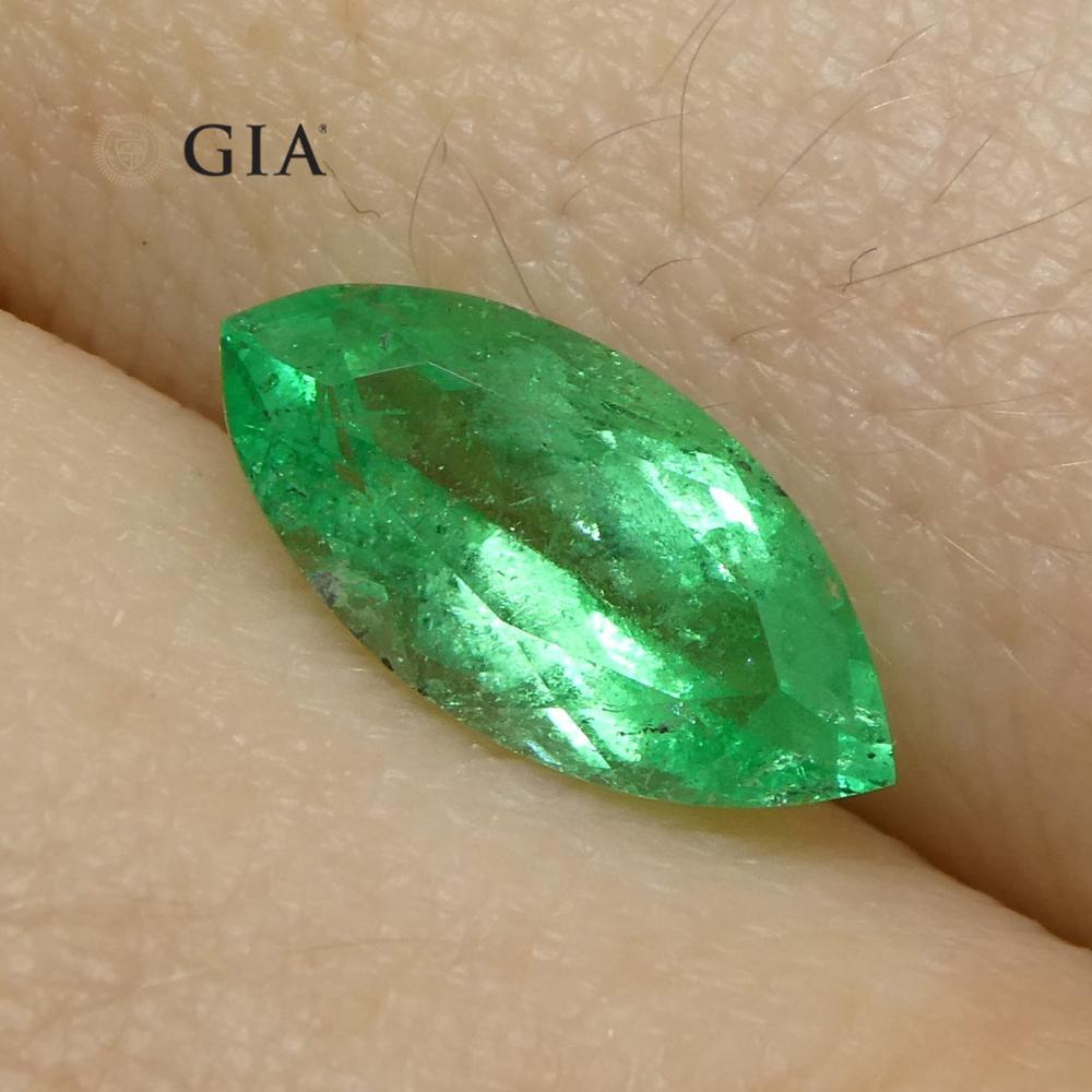 Brilliant Cut 1.4ct Marquise Green Emerald GIA Certified Colombia For Sale
