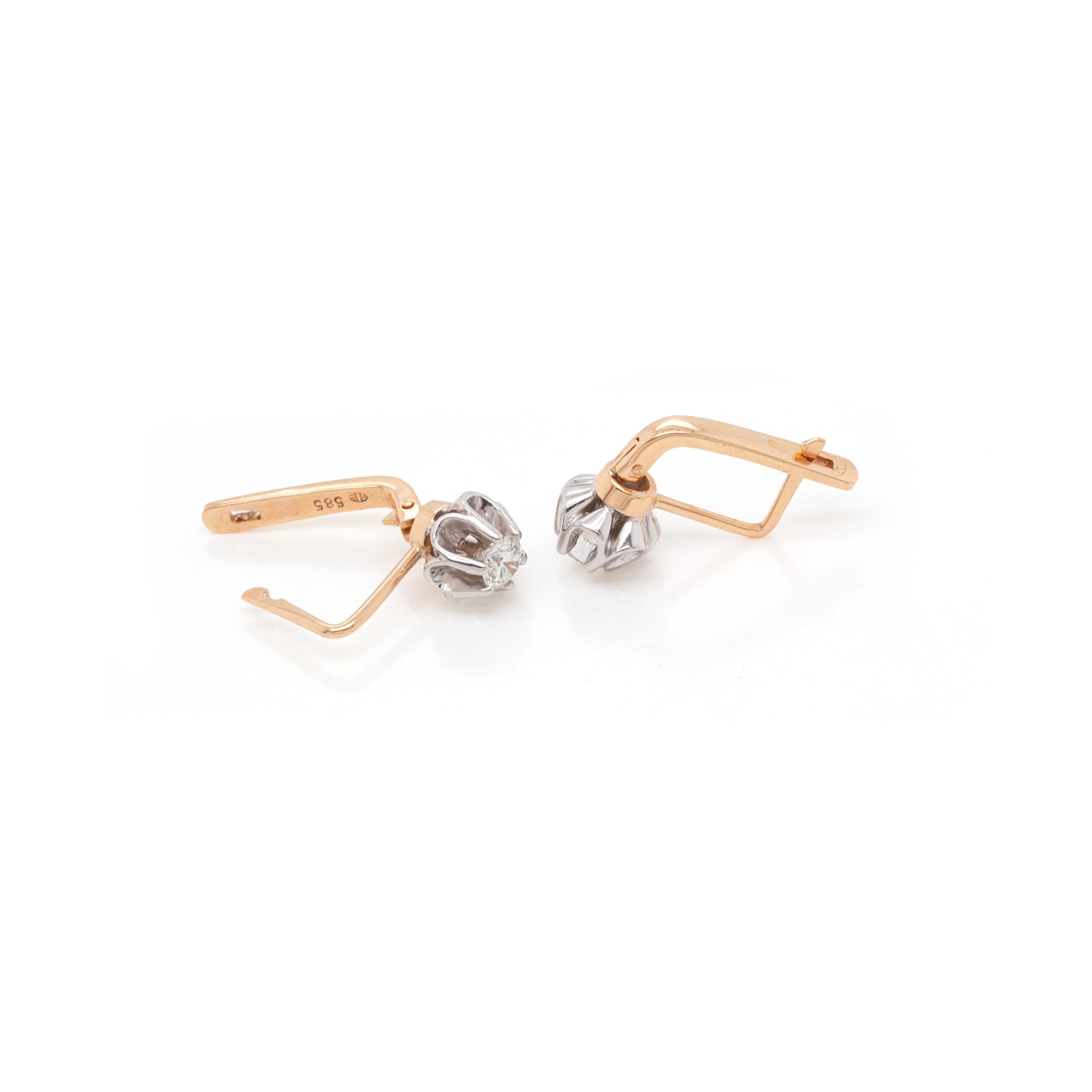 Modern 14ct Rose and White Gold 0.54 Carat Diamond Drop Earrings For Sale