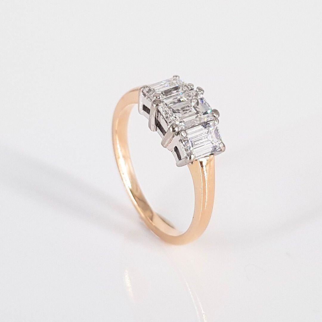 Stunning
Item Attributes:
Metal Colour:                Rose and white
Weight:                           3g	
Size:                                 K ¾ 
Center Stone Attributes
Number of Stones:        1 Diamond
Cut:                                  