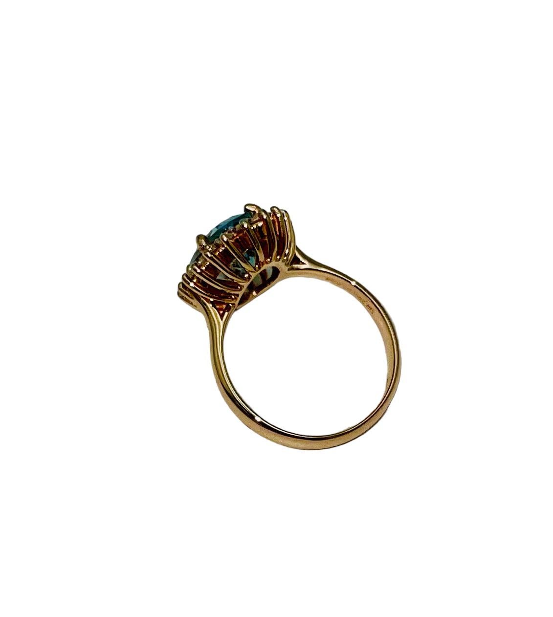 14ct Rose Gold 2.62 Carat Aquamarine & Diamond Ring For Sale 2