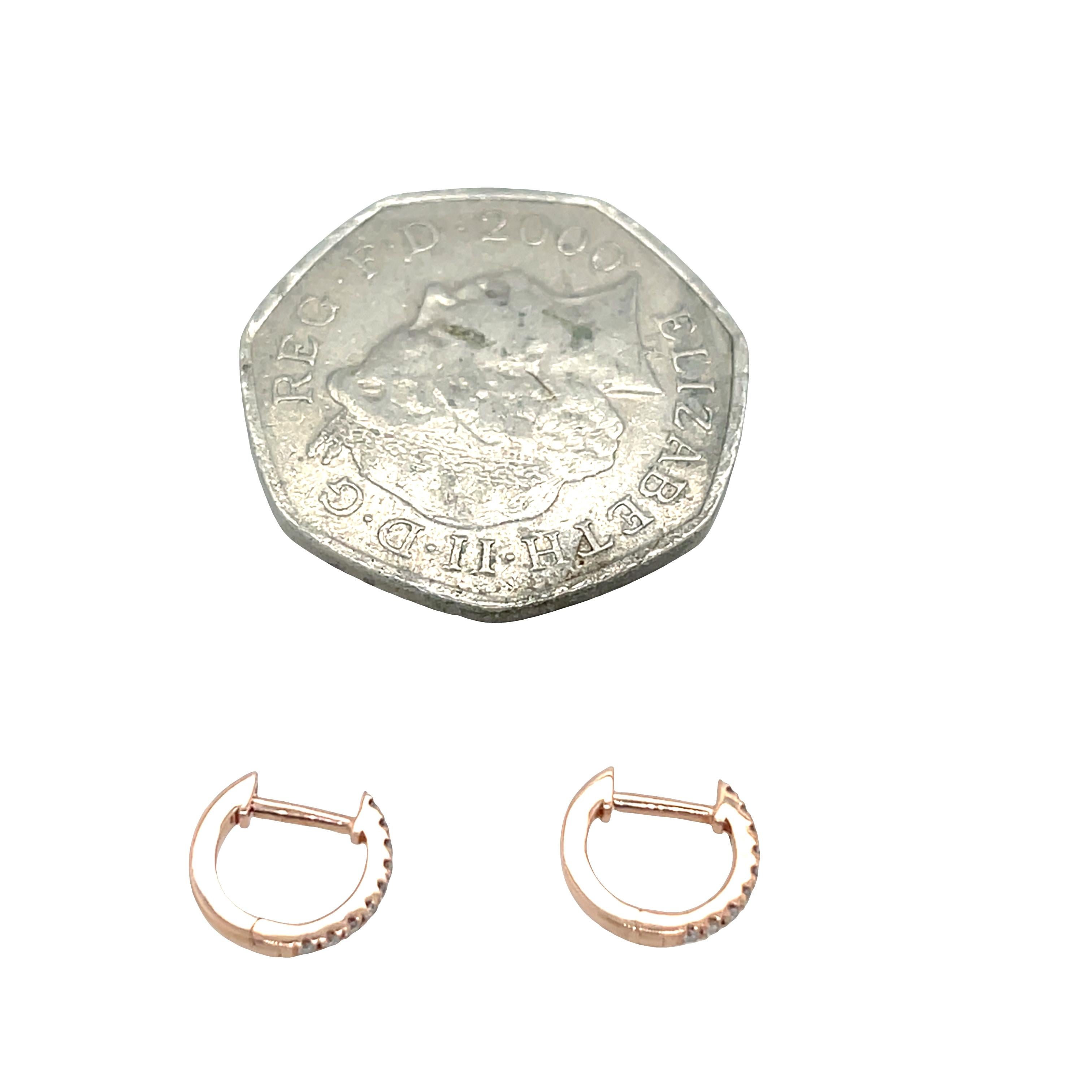 Taglio rotondo Orecchini a cerchio con diamanti in oro rosa 14ct, con 0,08ct di diamanti rotondi 9,50mm in vendita