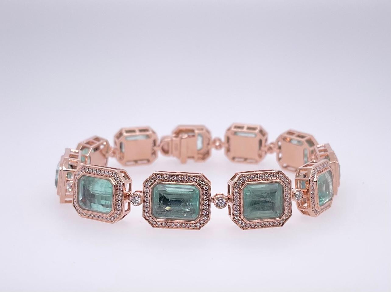 Bracelet en or rose 14 carats avec émeraudes de Colombie taille émeraude et diamants en vente 2