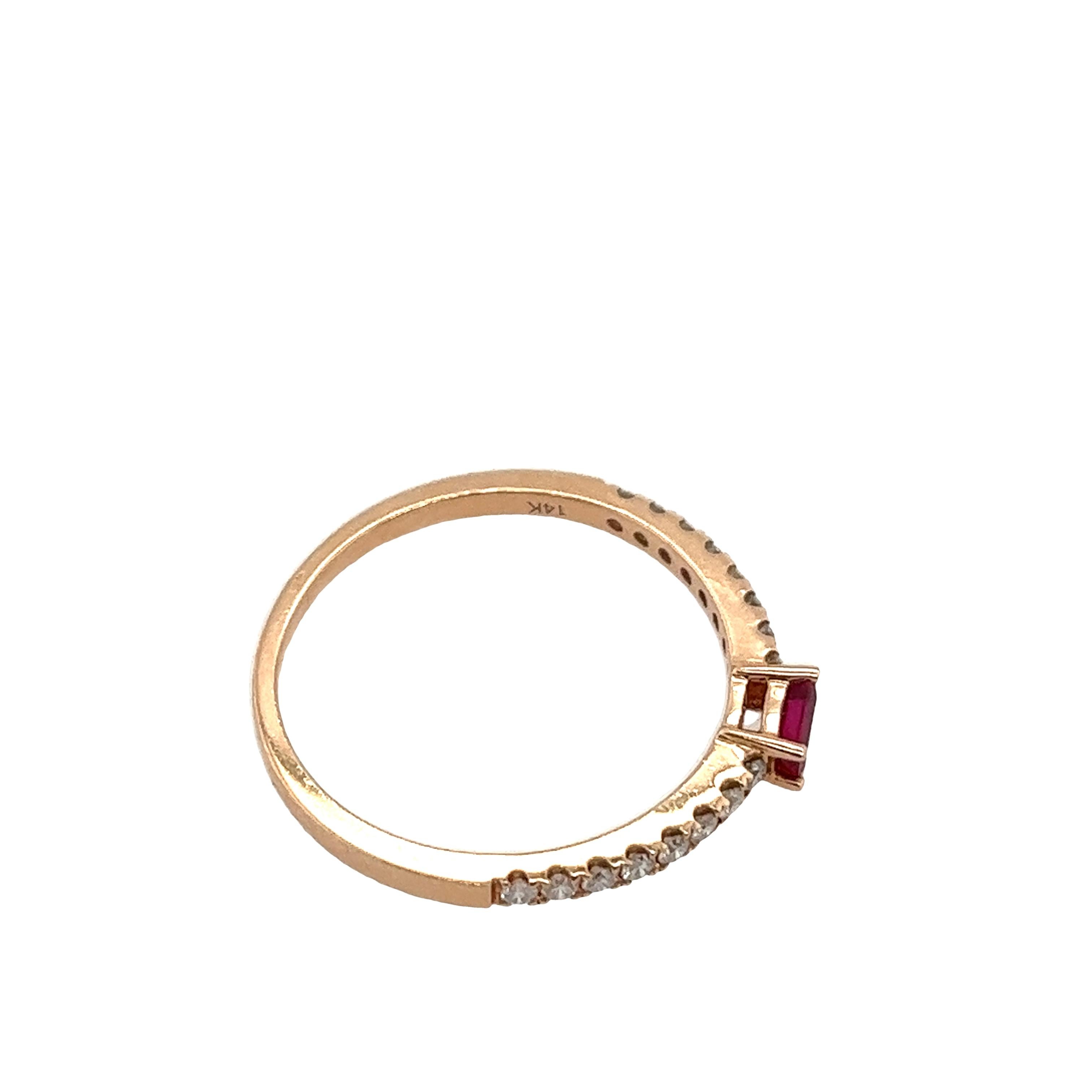 14ct Rose Gold Ruby and Diamonds Ring For Sale 2