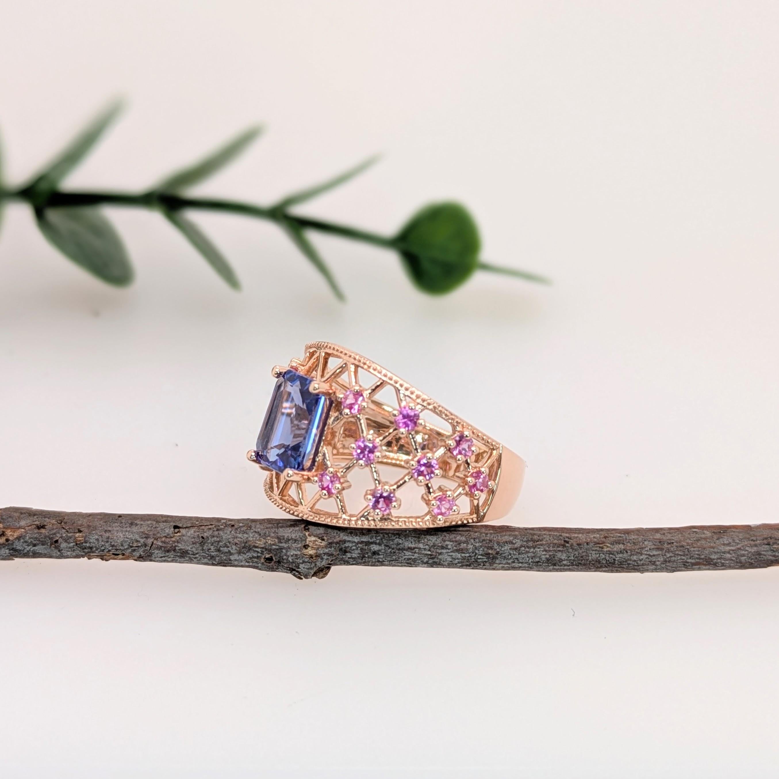 Art Deco 1.4ct Statement Tanzanite Ring w Pink Sapphire Accents in Solid 14K Yellow Gold For Sale