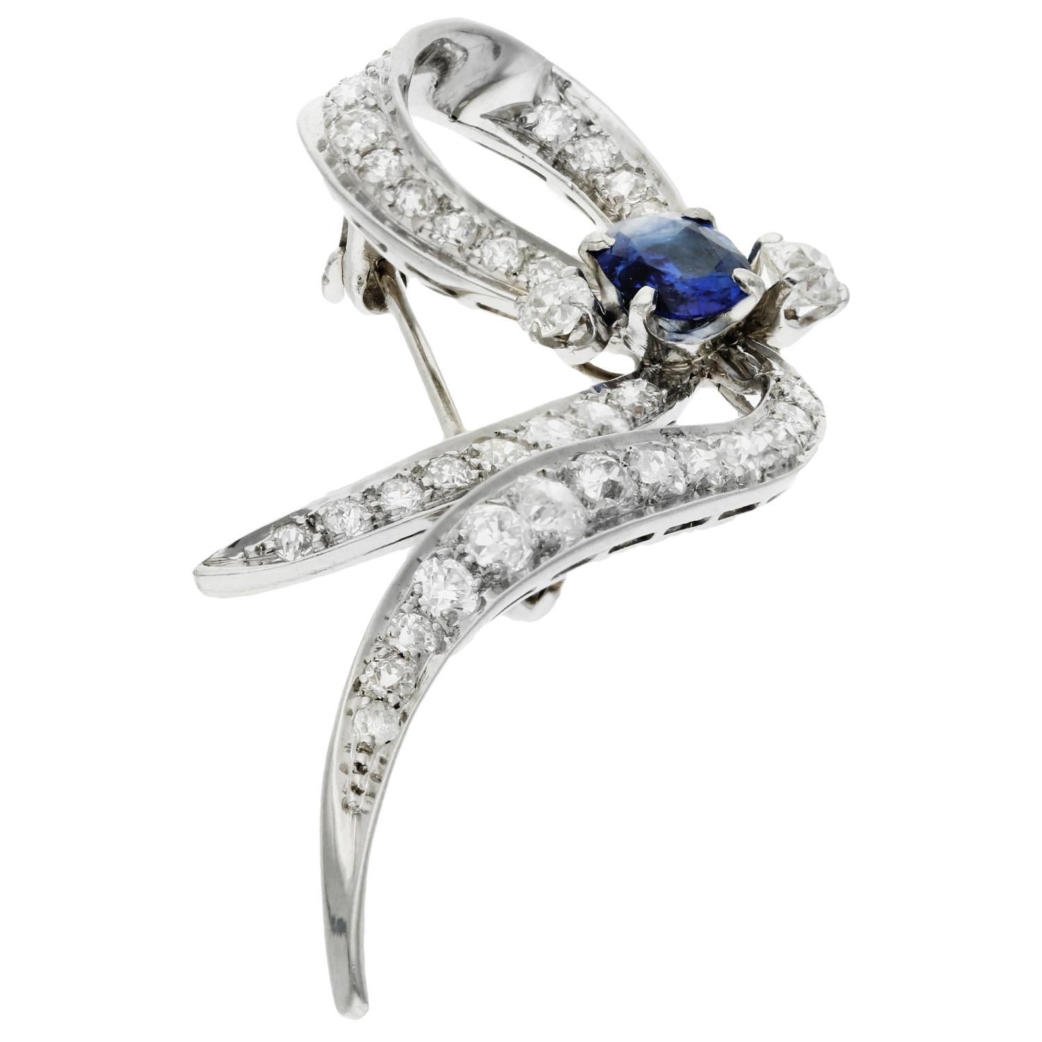 Oval Cut 14ct White Gold 0.60ct Sapphire & 1.45ct Diamond Brooch For Sale