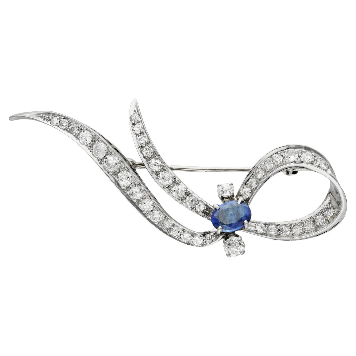 14ct White Gold 0.60ct Sapphire & 1.45ct Diamond Brooch For Sale