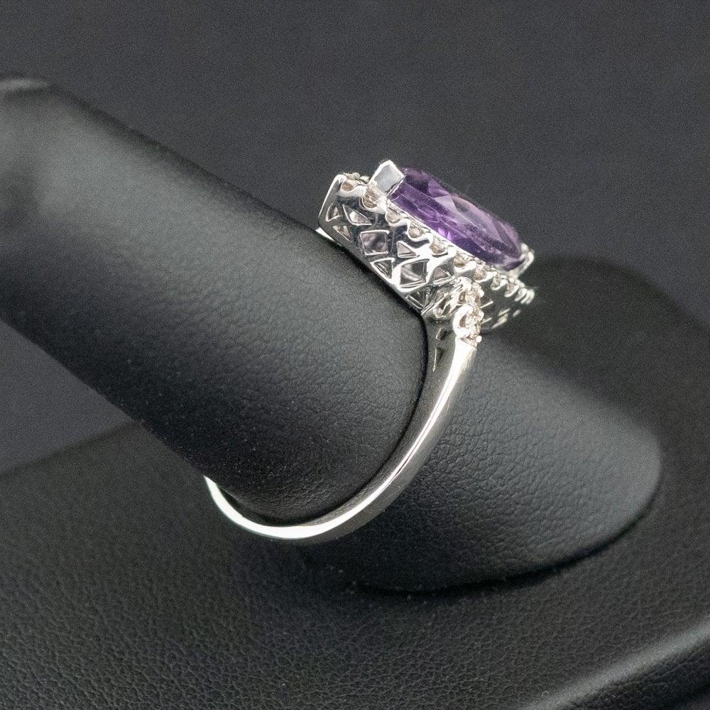 14ct White Gold Amethyst and Diamond Ring Size Q 5.0g For Sale 2