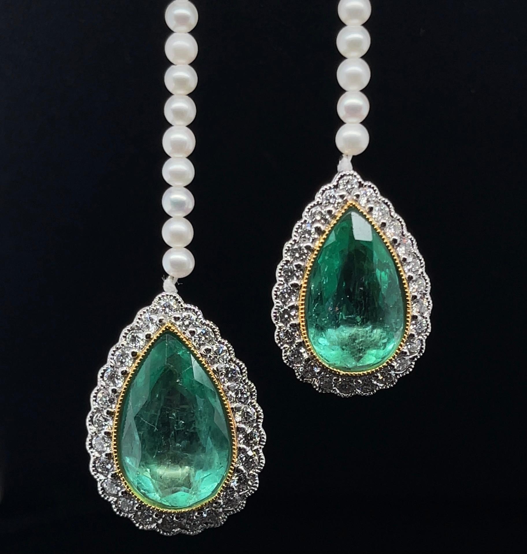 14CT White Gold and Platinum Emerald, Pearl and Diamond Necklace In New Condition For Sale In Sydney, NSW