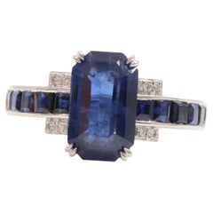 Bague habillée en or blanc 14ct, saphir de Ceylan et diamants