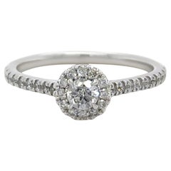 Bague de mariage en or blanc 14ct avec halo de diamants 0.73ct