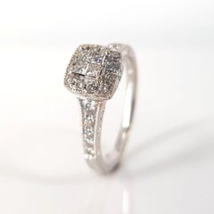 14 Carat White Gold Diamond Ring