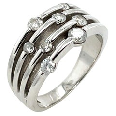 Bague multi-bandes en or blanc 14ct sertie de 8 diamants - 0.55ct total