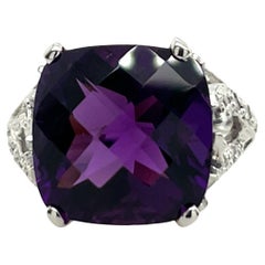 14ct White Gold Ring with Faceted Amethyst & Diamonds