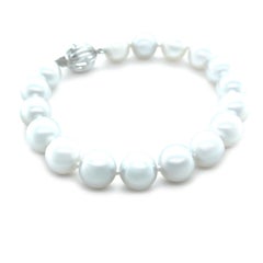 Bracelet noué en or blanc 14ct avec perles de culture des mers du Sud