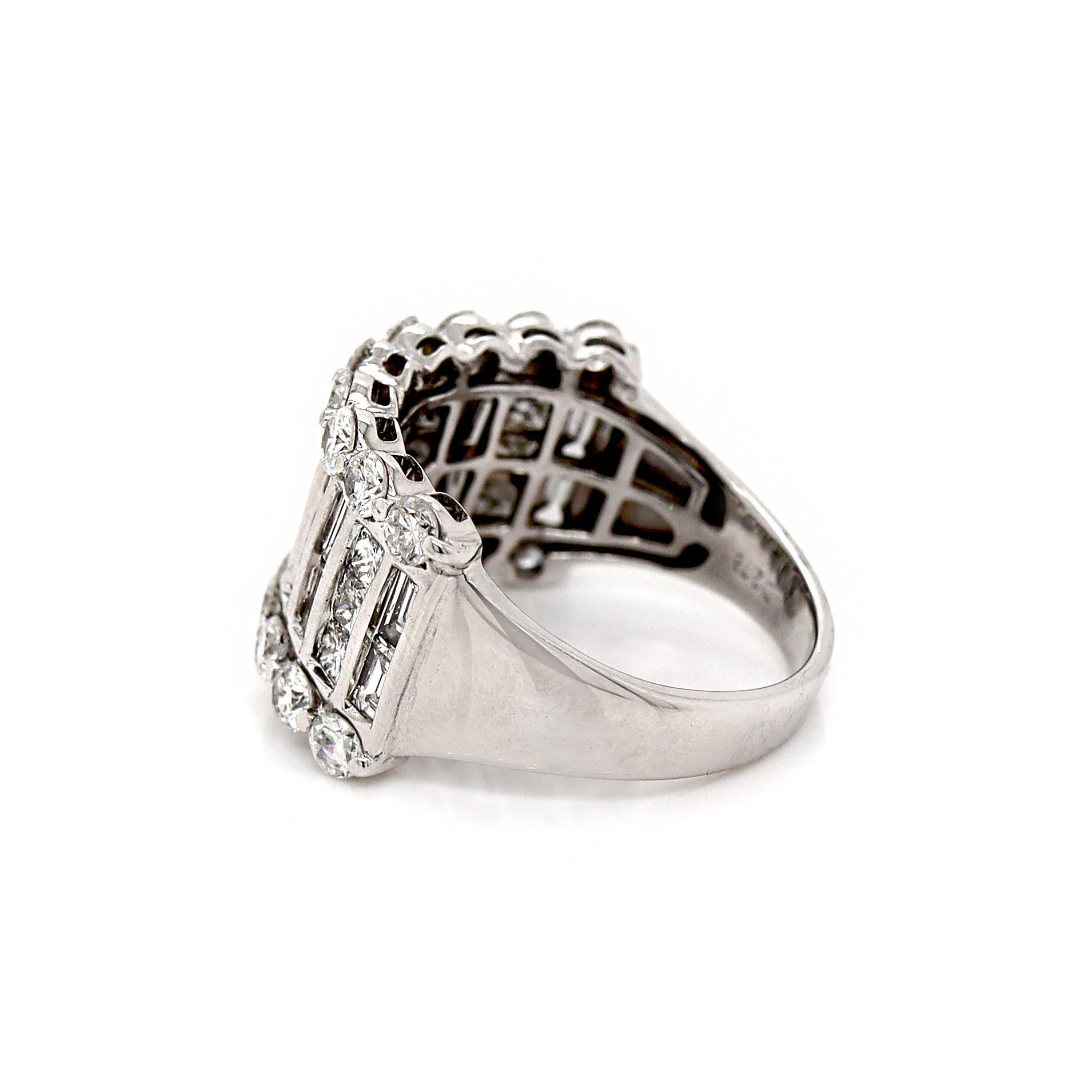 Mixed Cut 14ct White Gold Vintage Diamond Band Ring For Sale