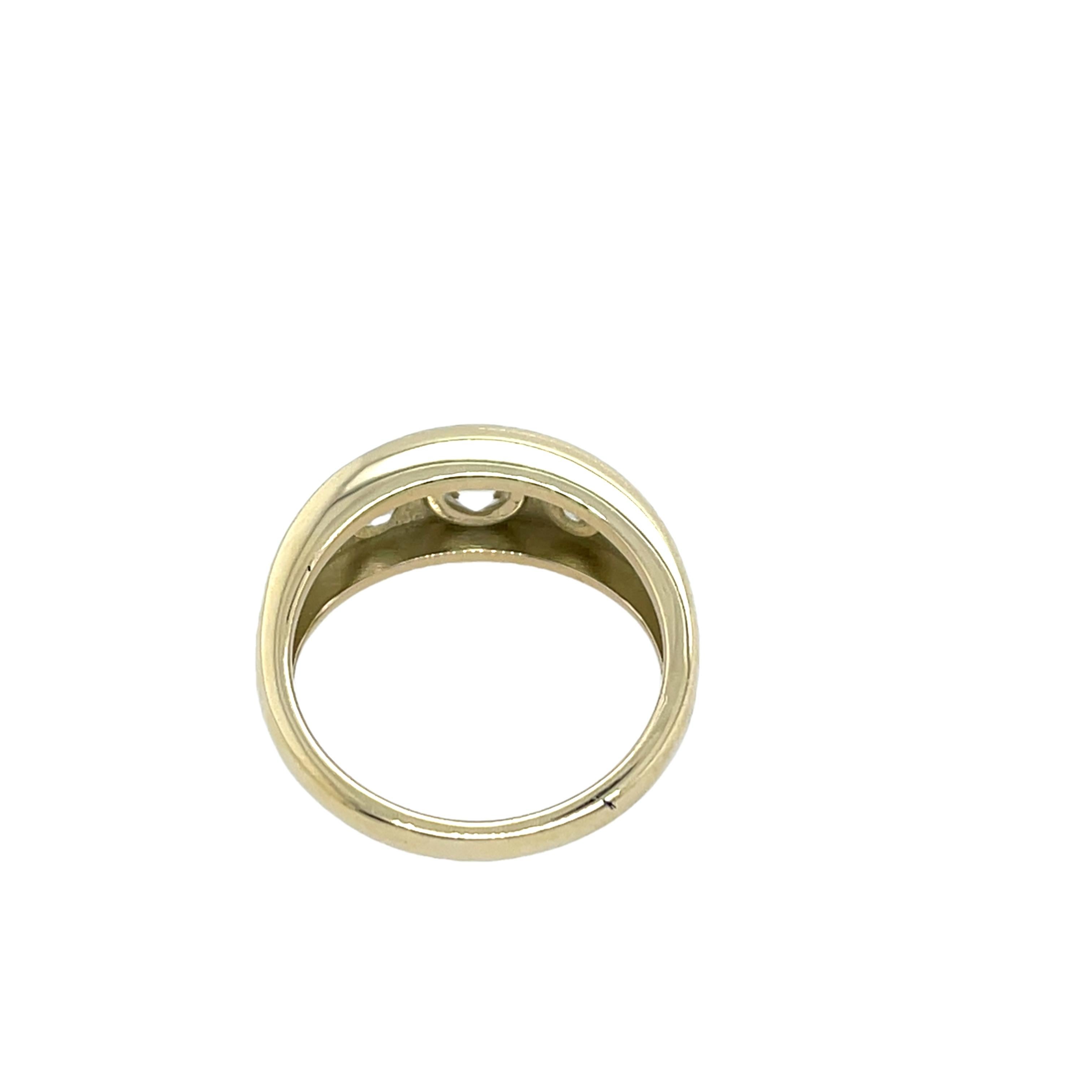 14ct Yellow Gold 3-Stone Diamond Ring, Set With 1.20ct Old Cut Diamonds In New Condition In London, GB